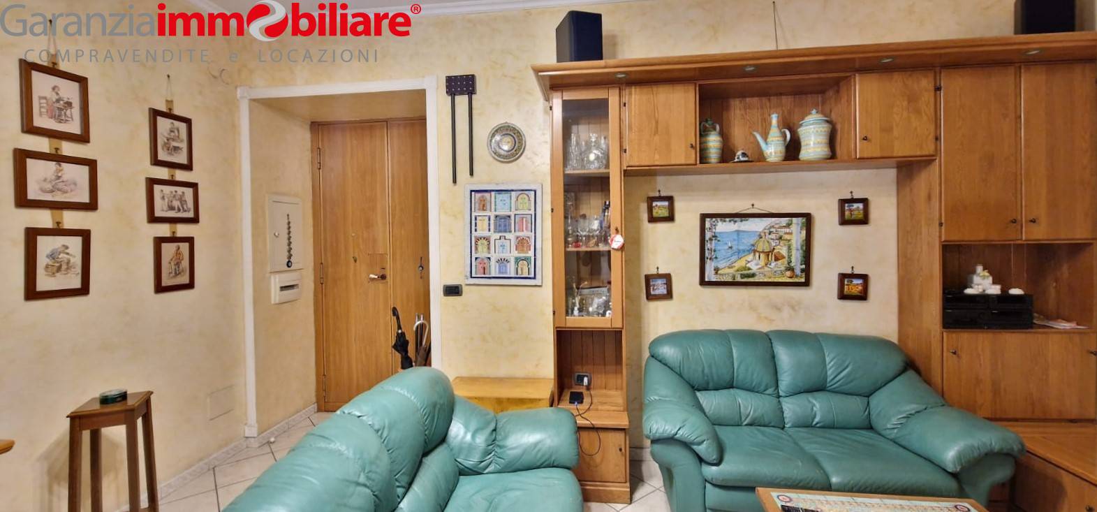Appartamento in vendita a Napoli, San Carlo Arena