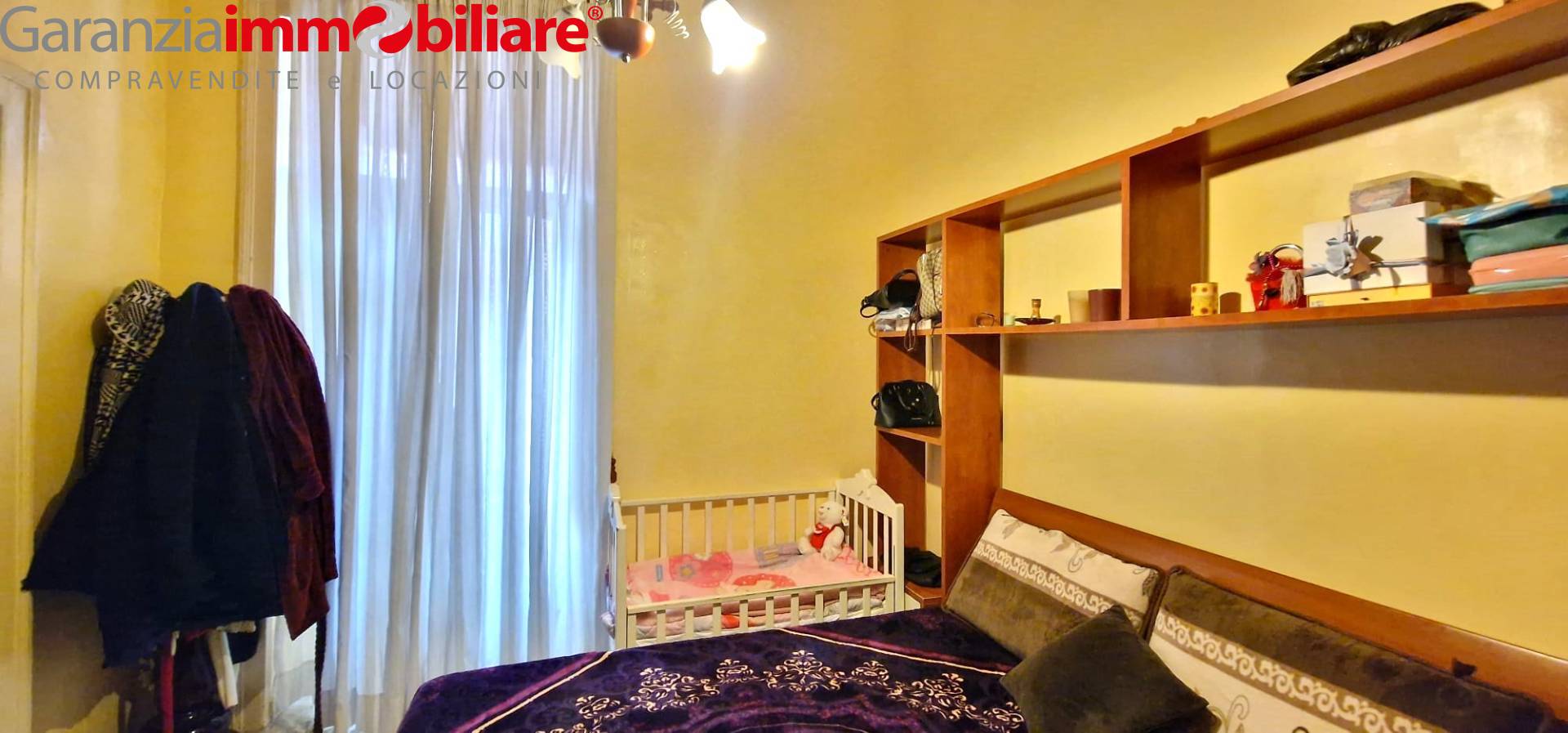 Appartamento in vendita a Napoli, San Carlo Arena