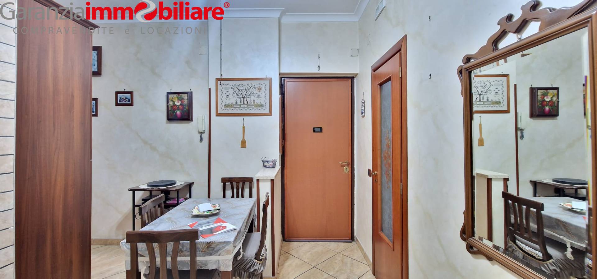 Appartamento in vendita a Napoli, San Carlo Arena