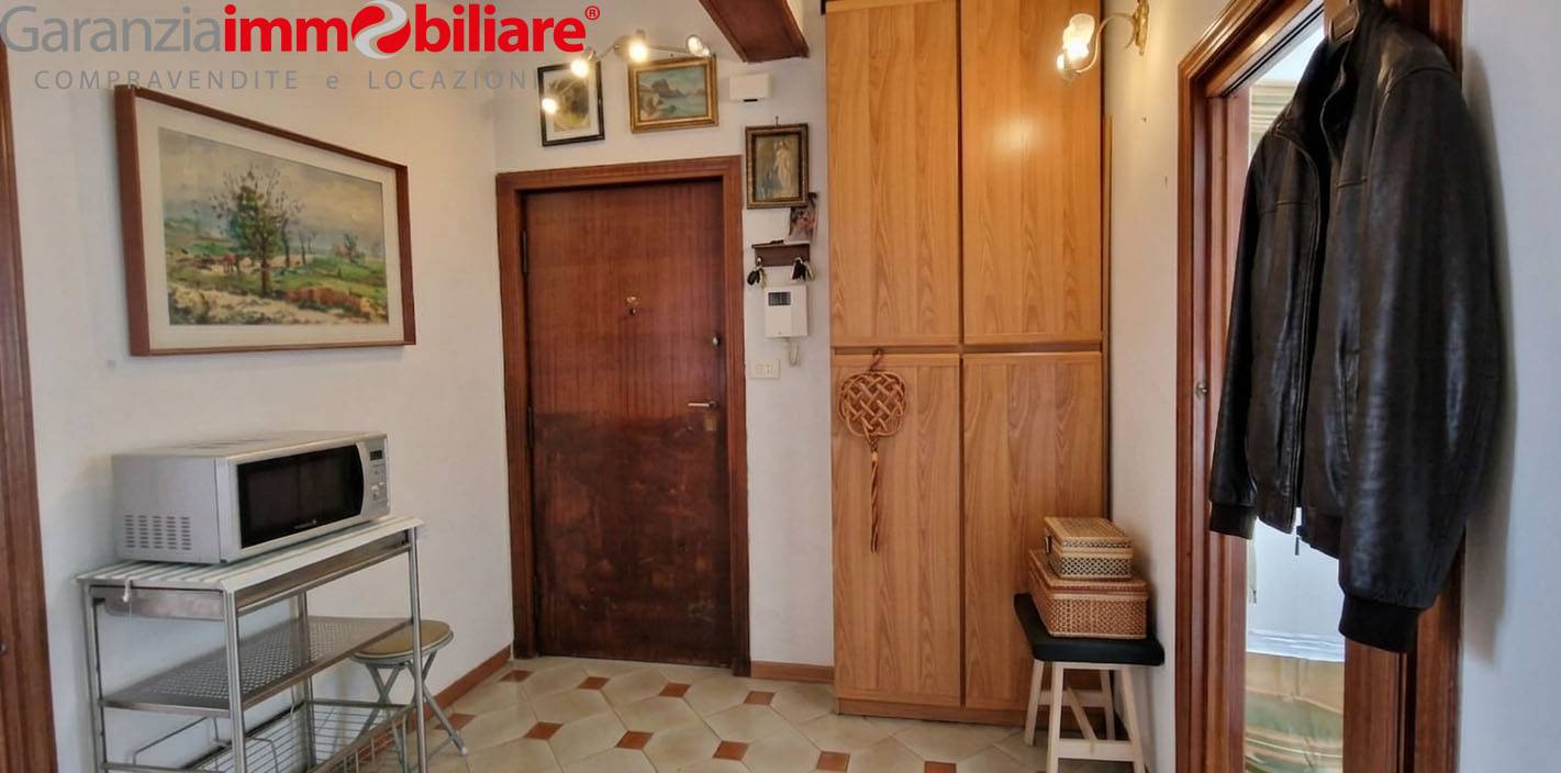 Appartamento in vendita a Napoli, San Carlo Arena