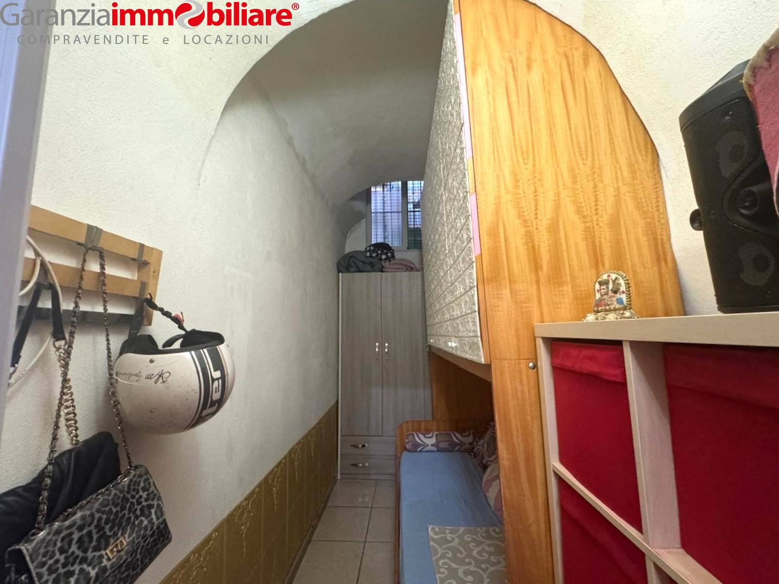 Appartamento in vendita a Napoli, San Carlo Arena