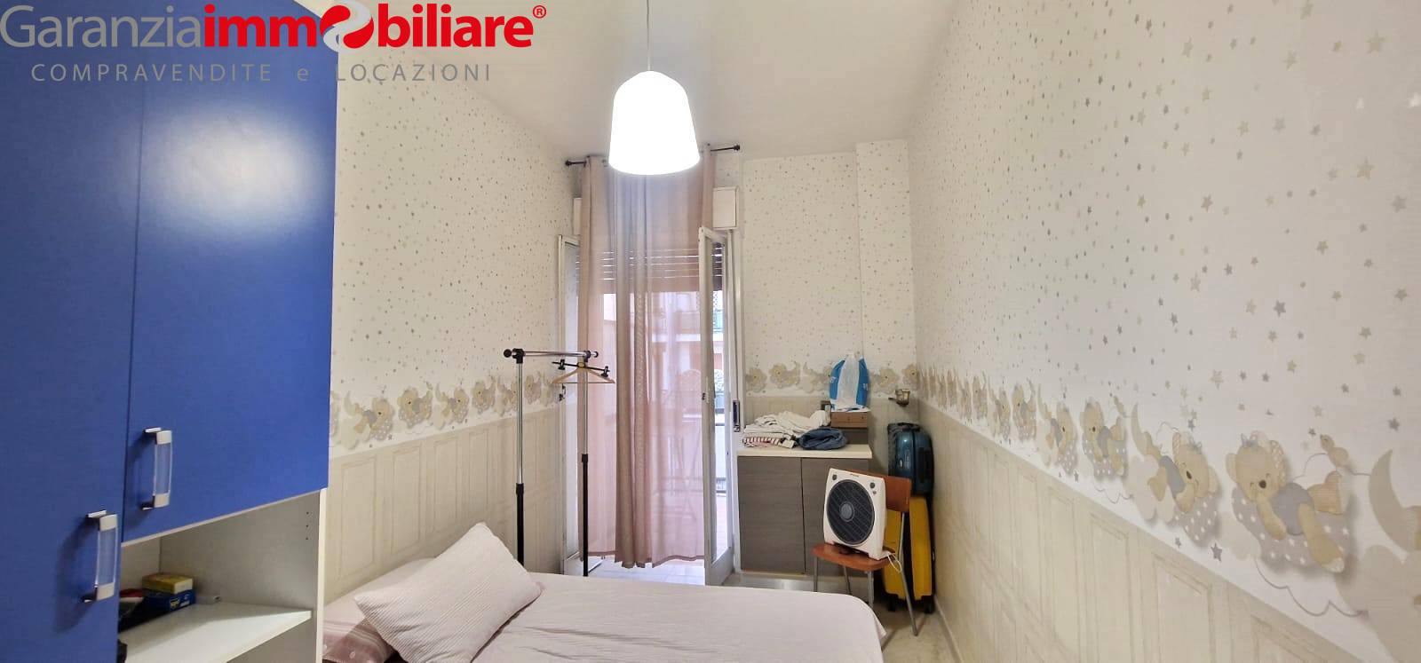 Appartamento in vendita a Napoli, San Carlo Arena