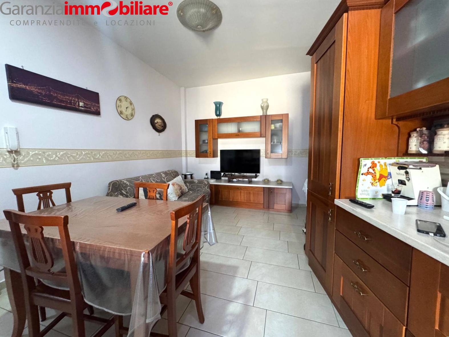 Appartamento in vendita a Napoli, San Carlo Arena