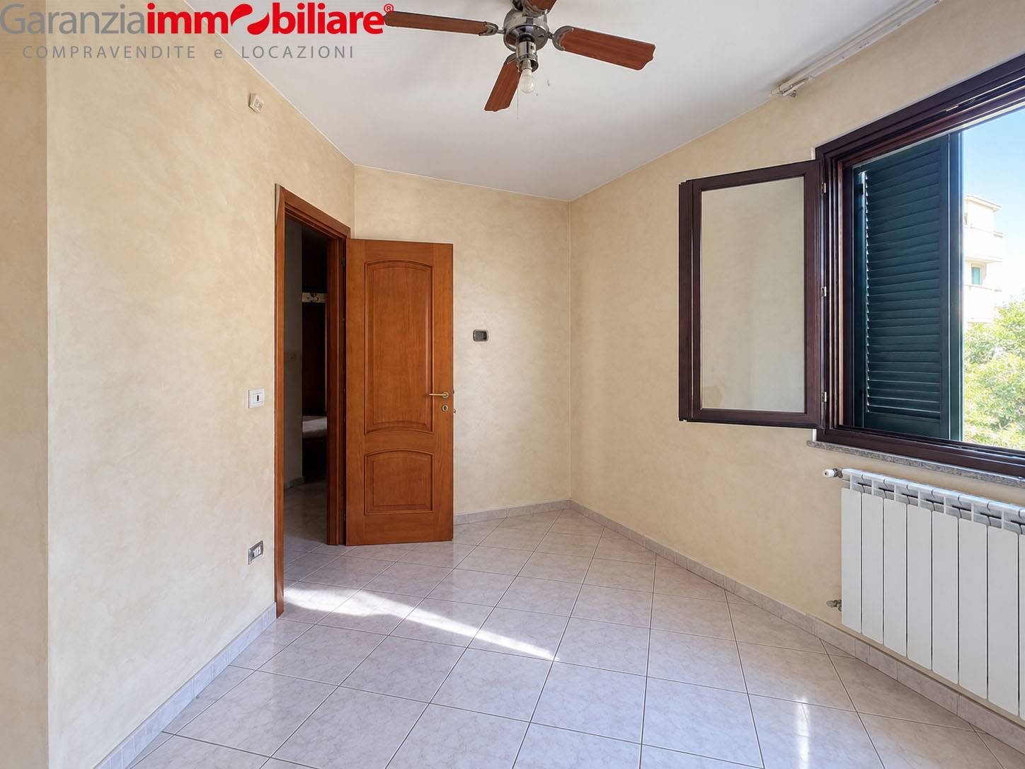 Appartamento in vendita a Napoli, San Carlo Arena