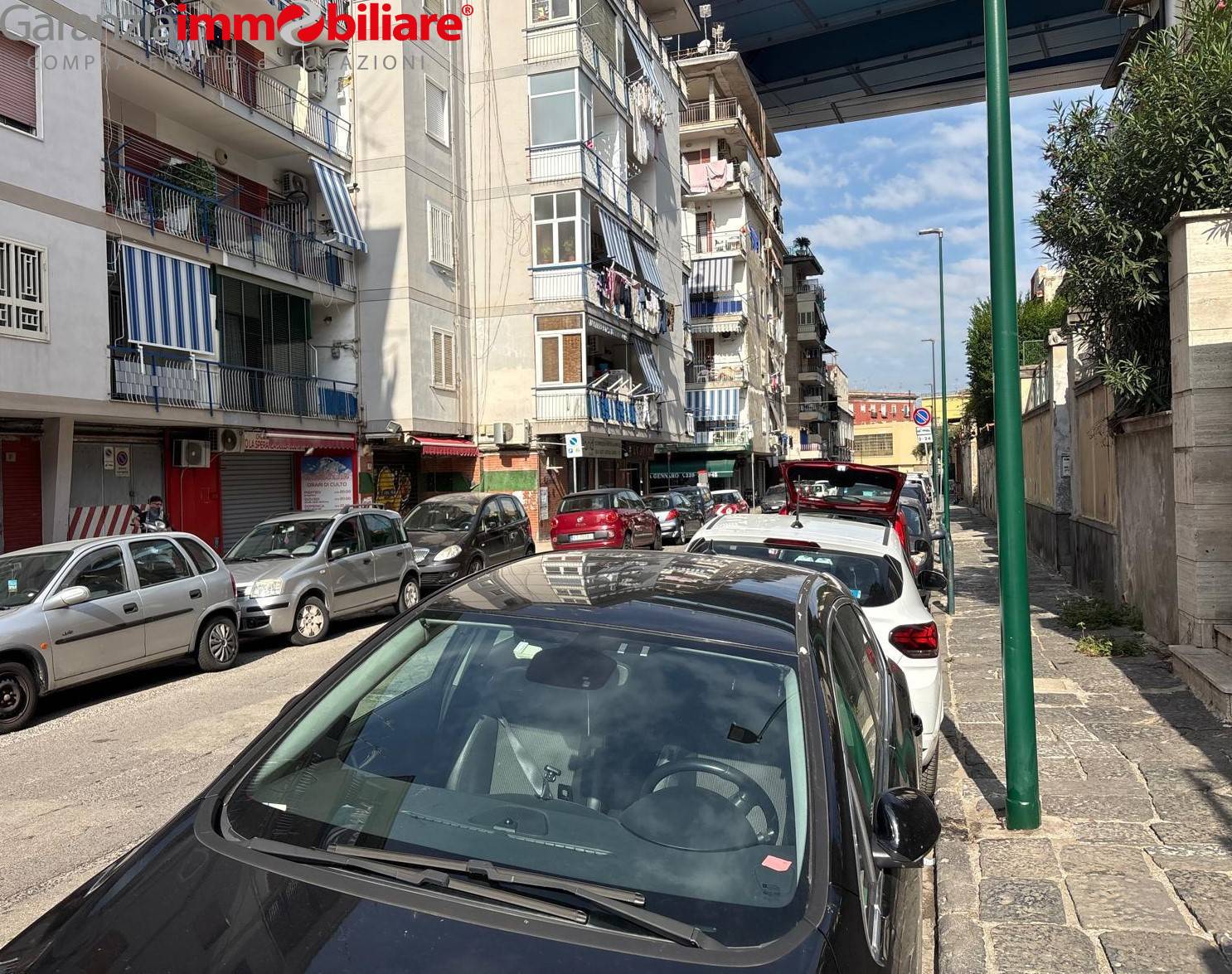 Deposito in vendita a Napoli, San Carlo Arena