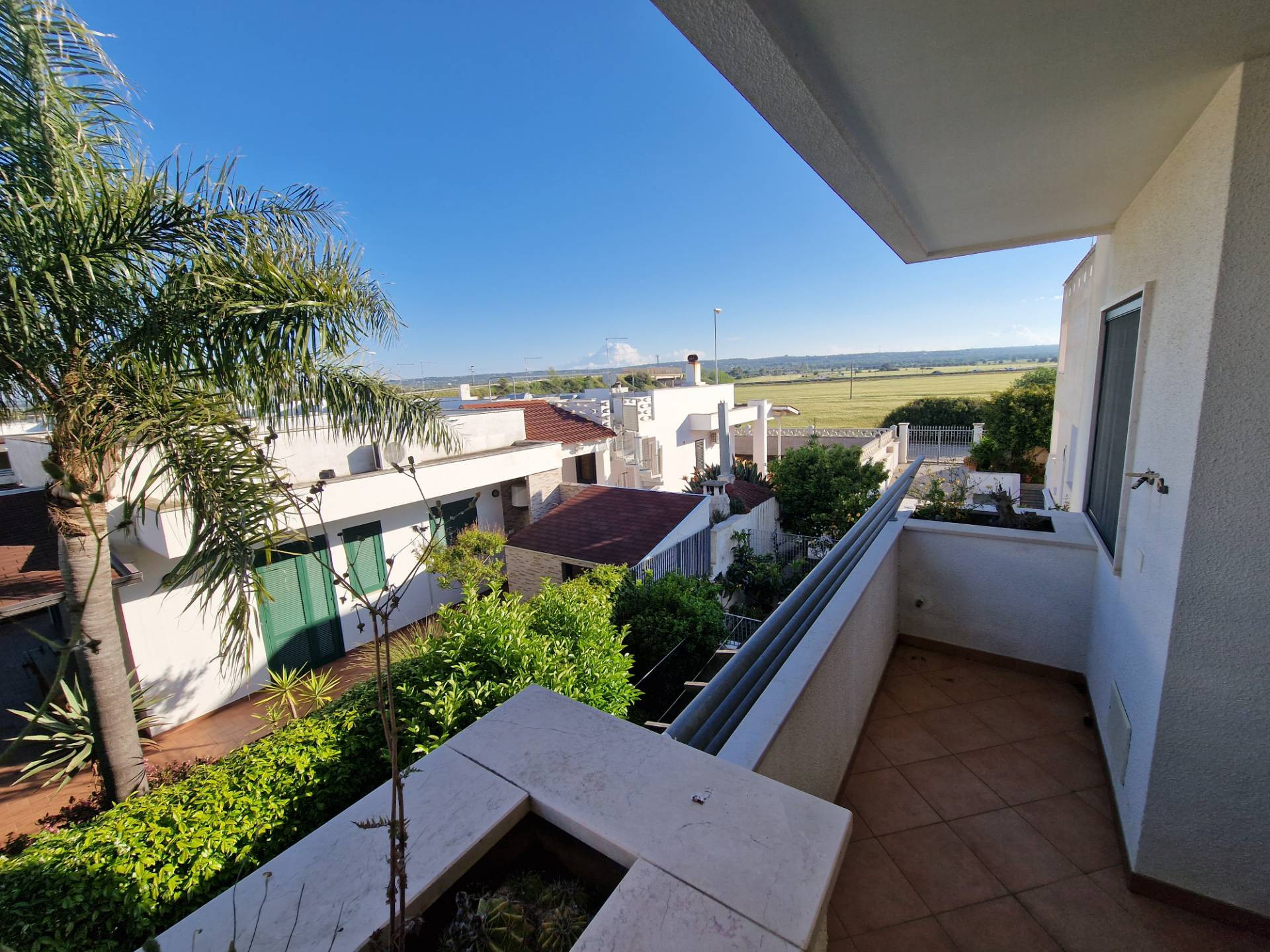 Casa indipendente con terrazzo, Carovigno santa sabina