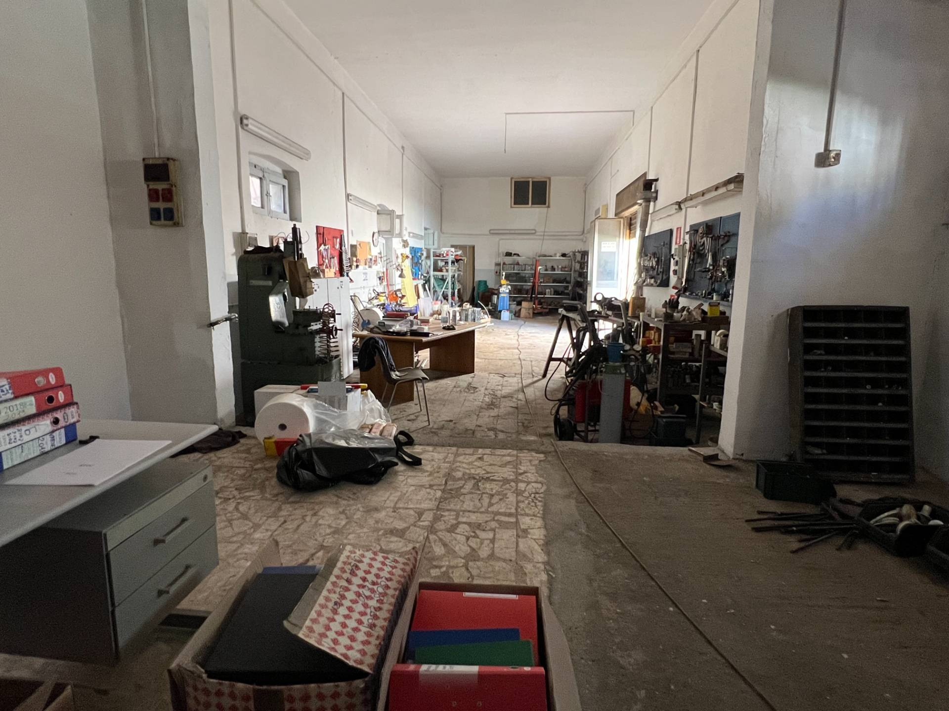 Attivit Commerciale in vendita a Brindisi, Zona Centro