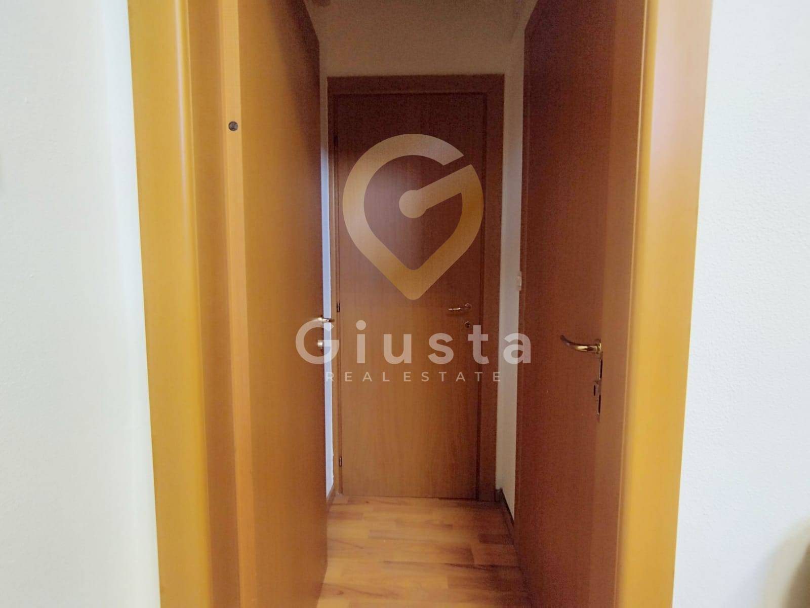 Locale Commerciale in vendita a Brindisi, Cappuccini