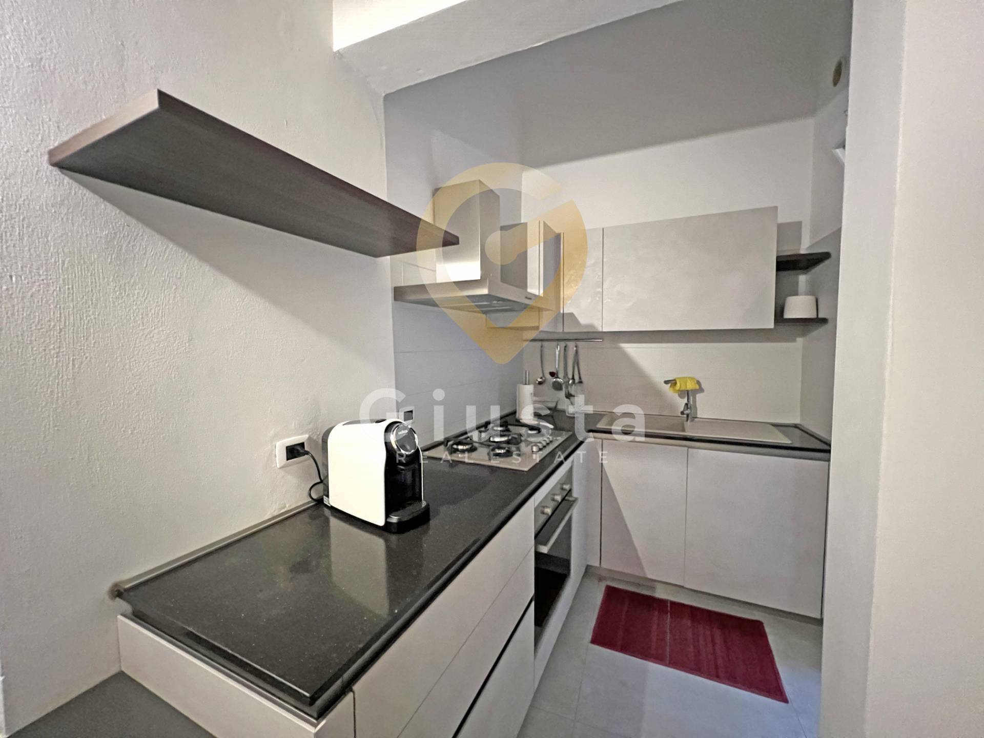 Casa Indipendente in vendita a Brindisi, Zona Centro