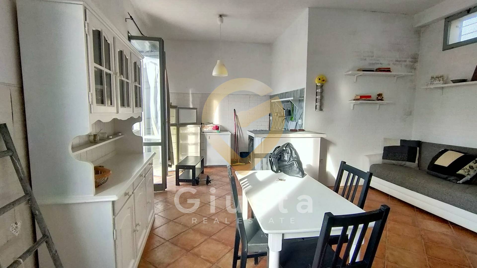 Appartamento in vendita a Brindisi, Zona Centro