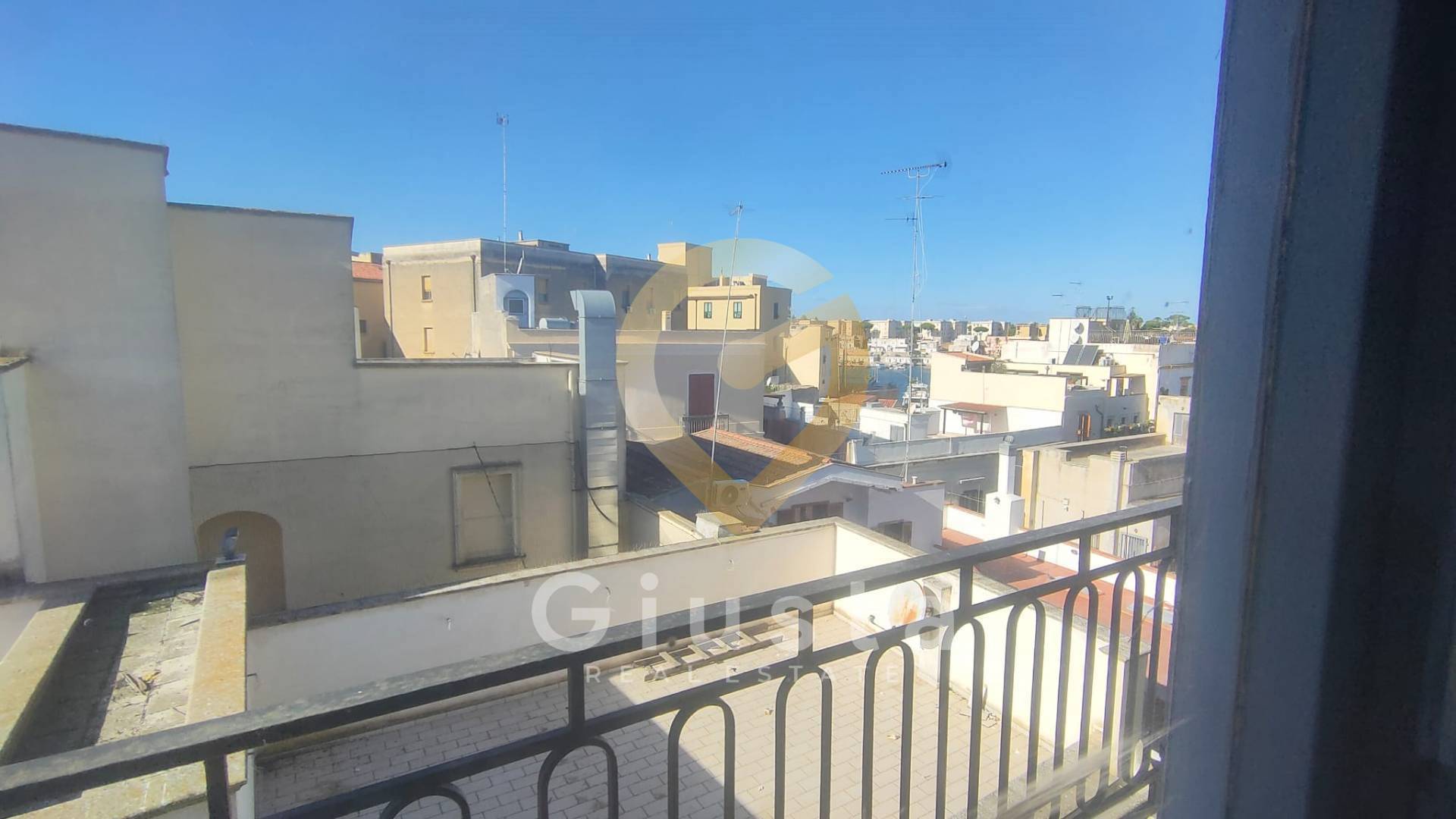 Appartamento in vendita a Brindisi, Zona Centro