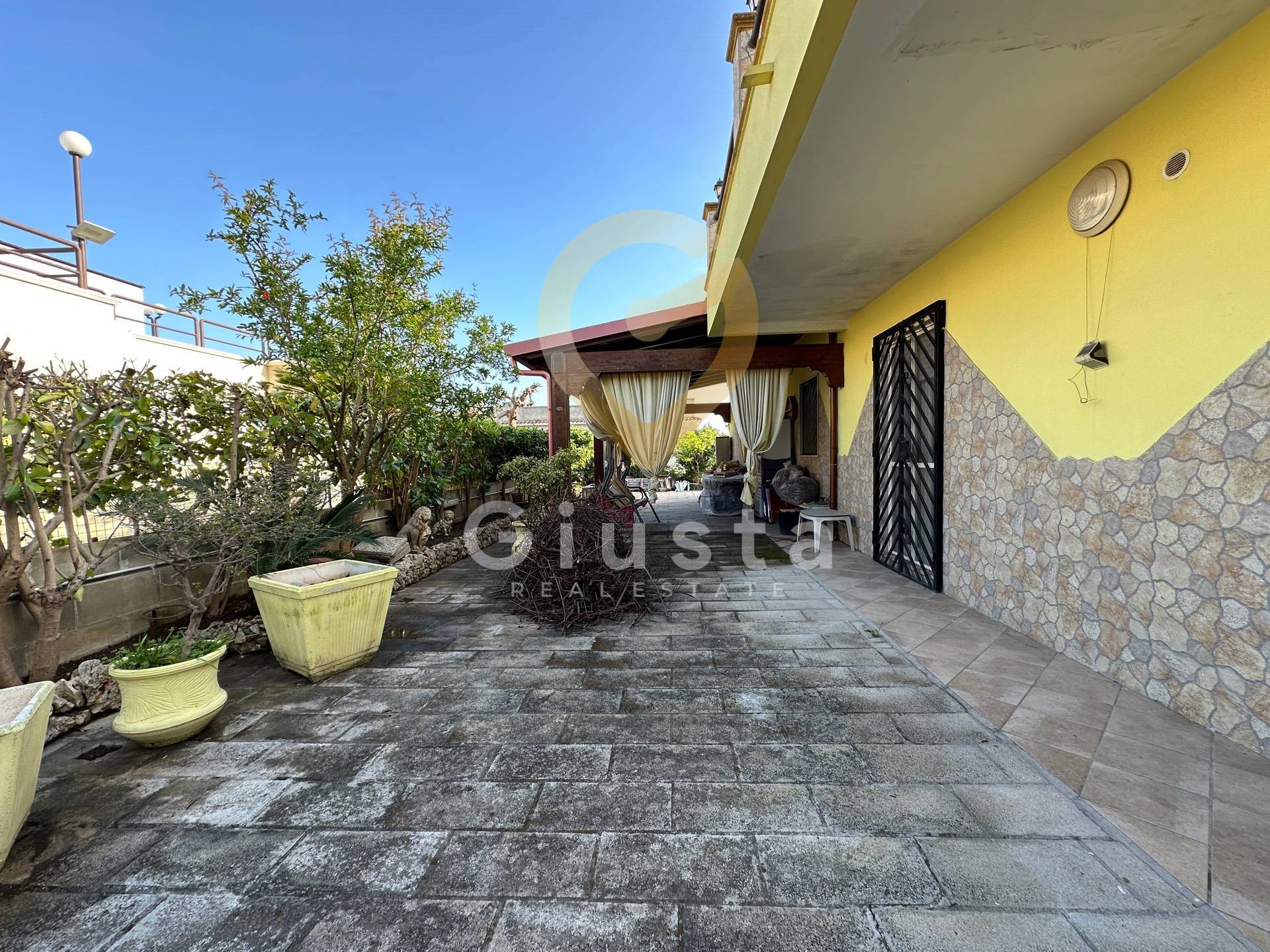 Villa singola in vendita a Leporano