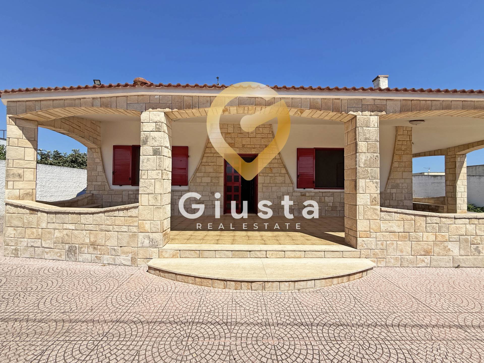 Villa singola in vendita a Brindisi, Zona Sciaia-Materdomini