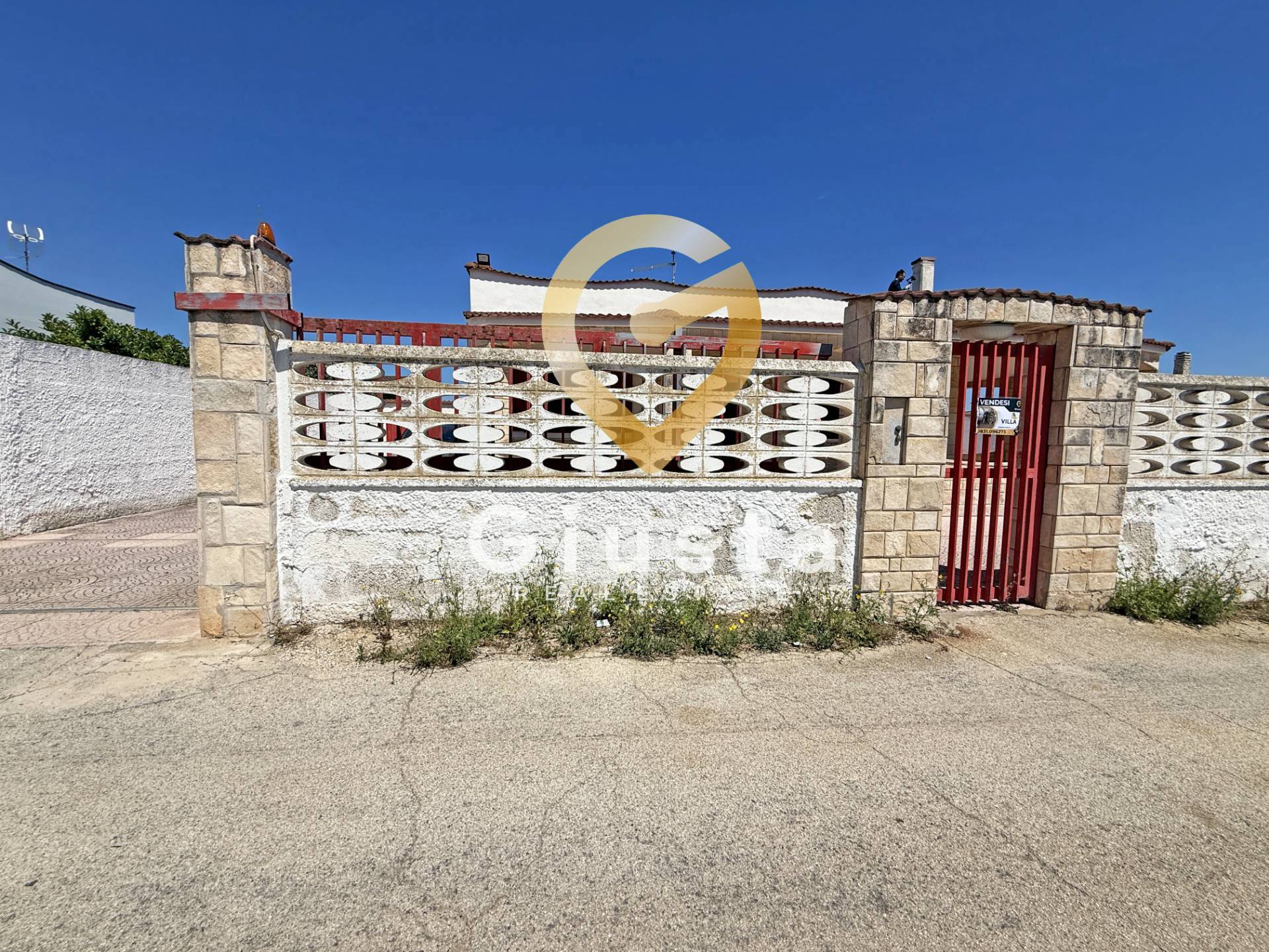 Villa singola in vendita a Brindisi, Zona Sciaia-Materdomini