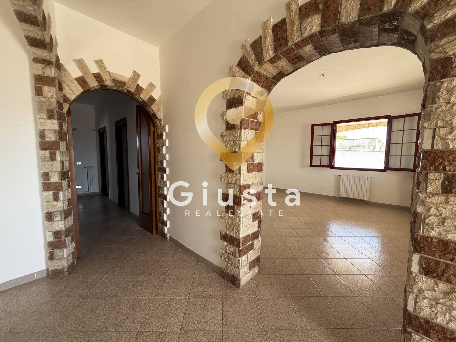 Villa singola in vendita a Brindisi, Zona Sciaia-Materdomini