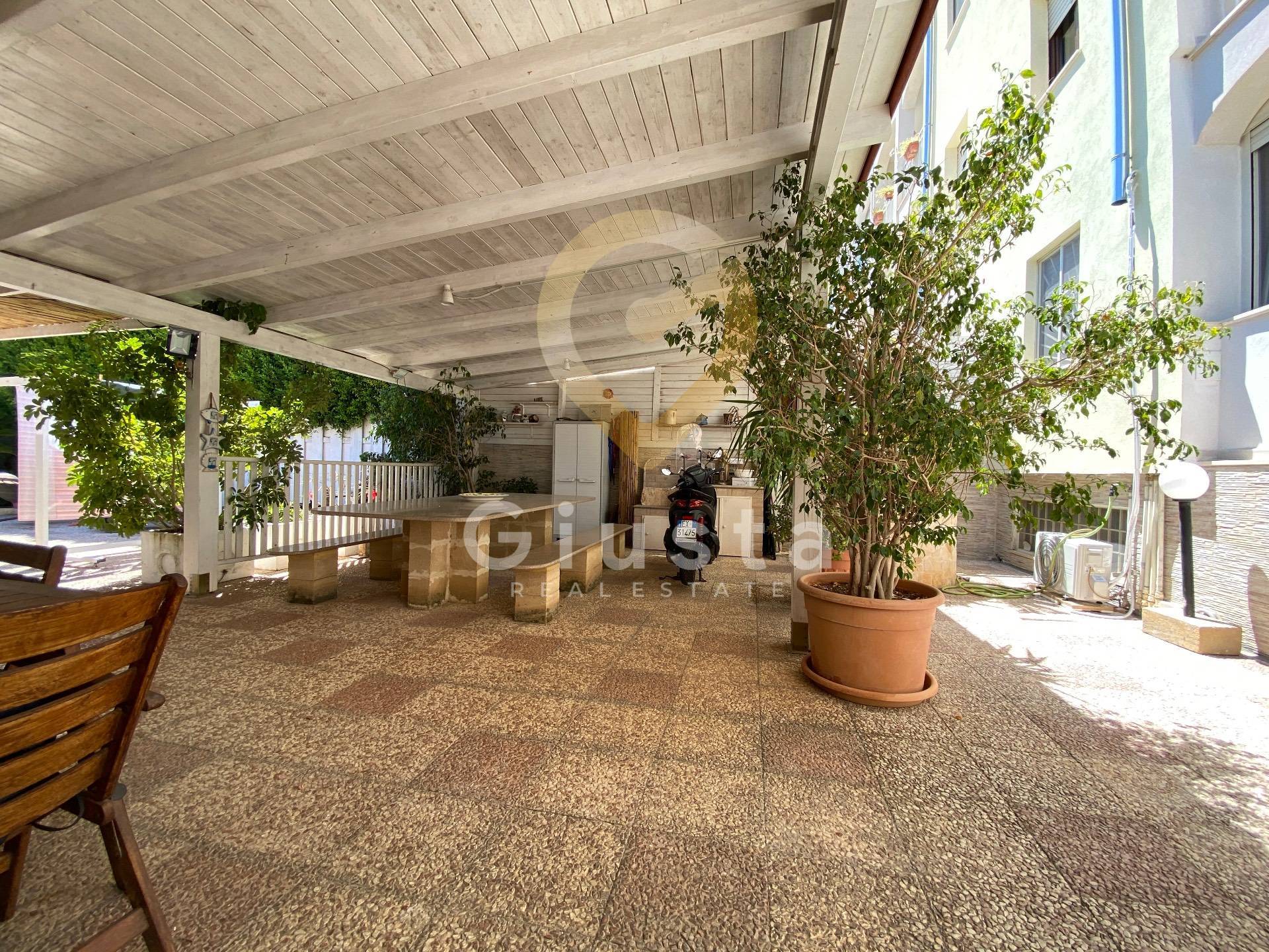 Appartamento in vendita a Brindisi, Zona Sciaia-Materdomini