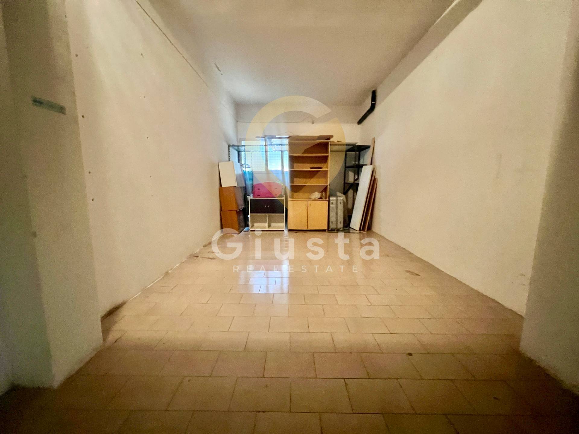 Garage/Box in vendita a Brindisi, Casale