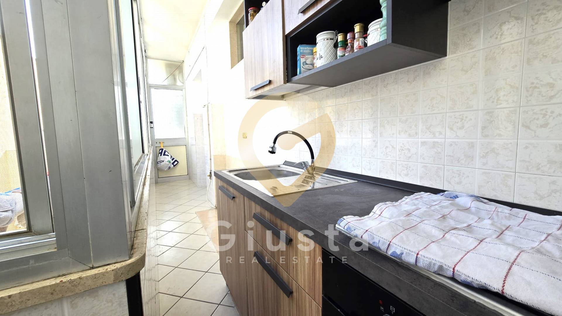 Appartamento in vendita a Brindisi, Zona Sant'Angelo