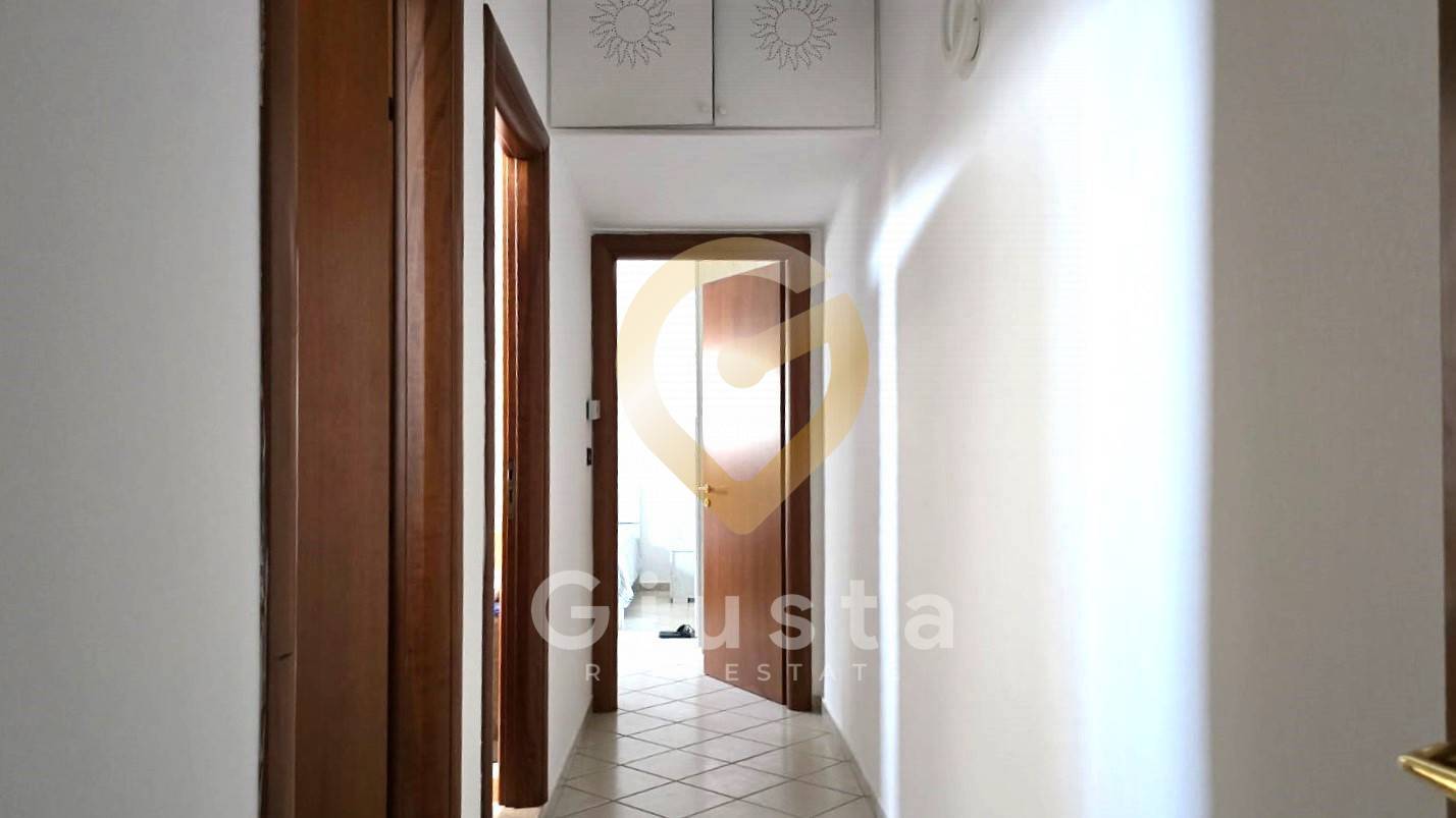 Appartamento in vendita a Brindisi, Zona Sant'Angelo