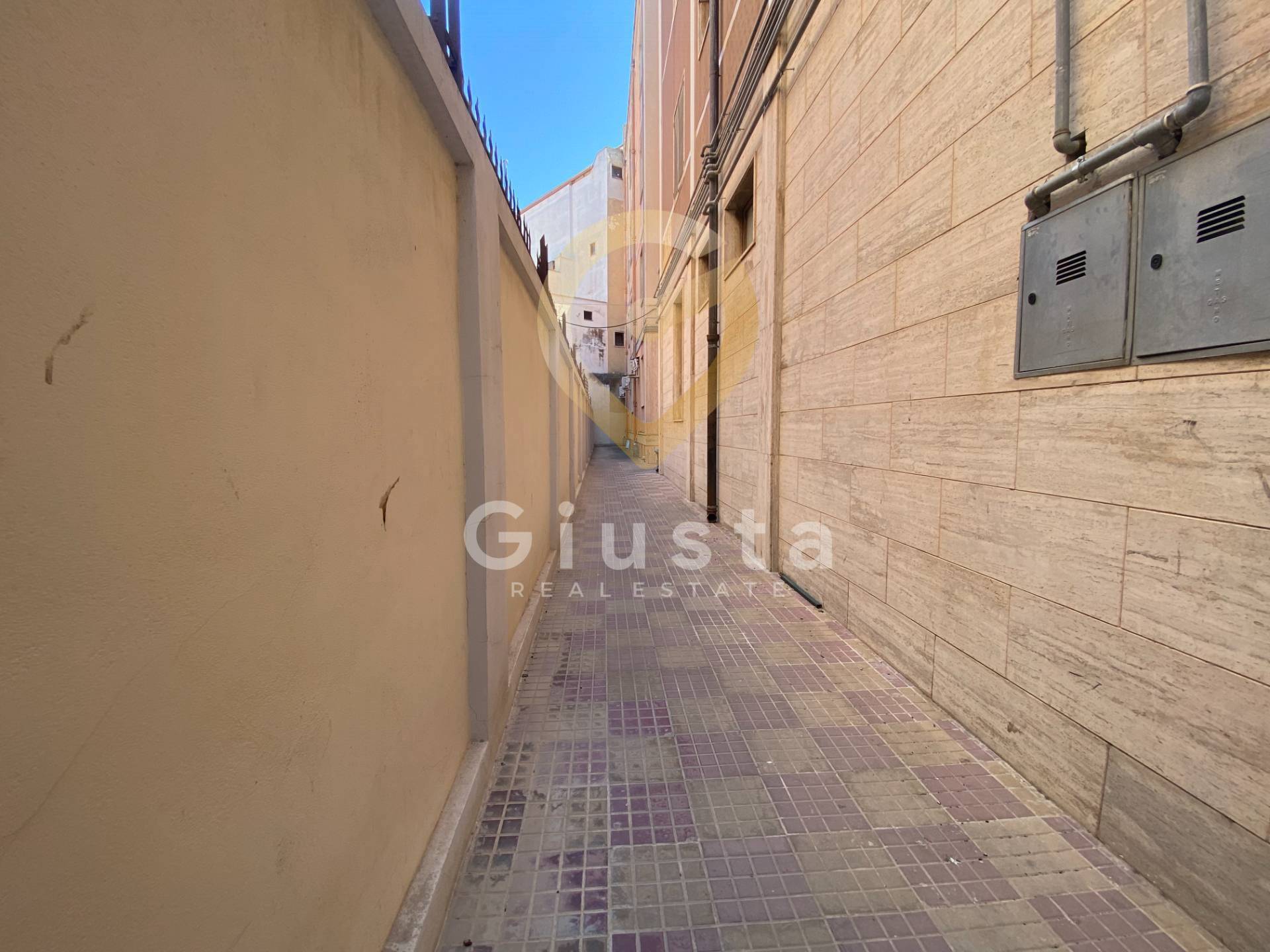 Appartamento in vendita a Brindisi, Zona Centro