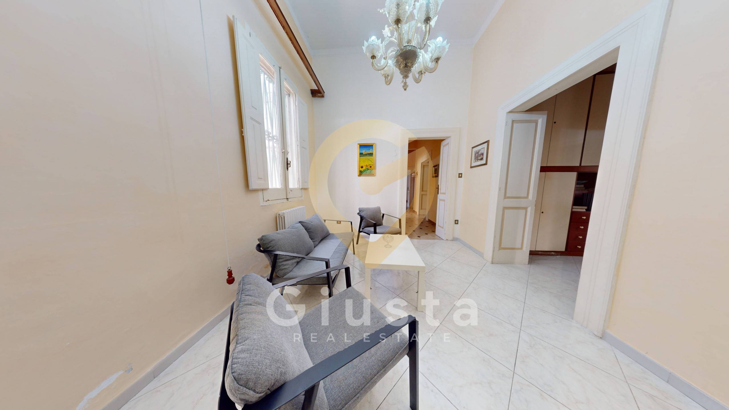 Appartamento in vendita a Brindisi, Zona Centro