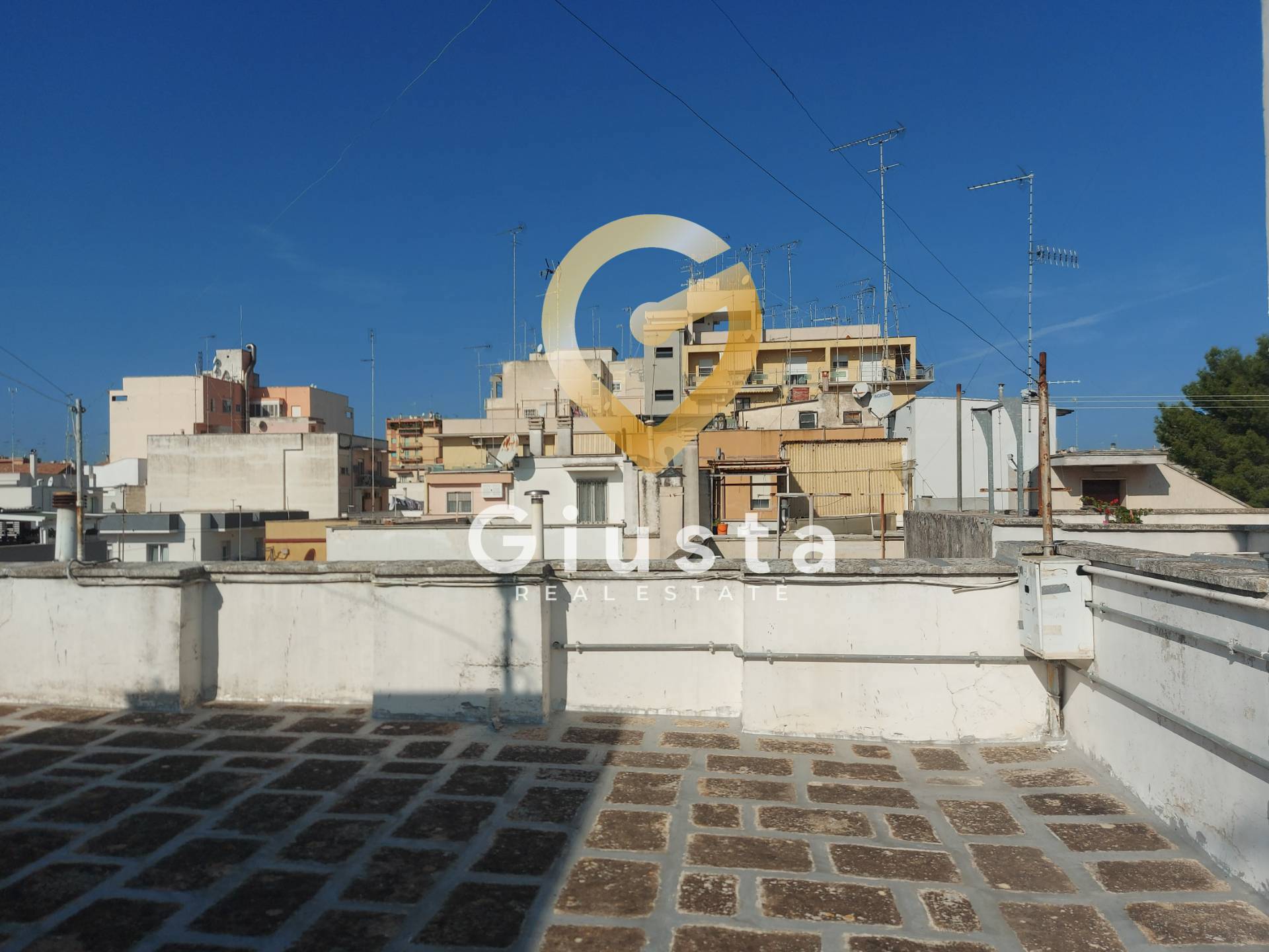 Appartamento in vendita a Brindisi, Commenda