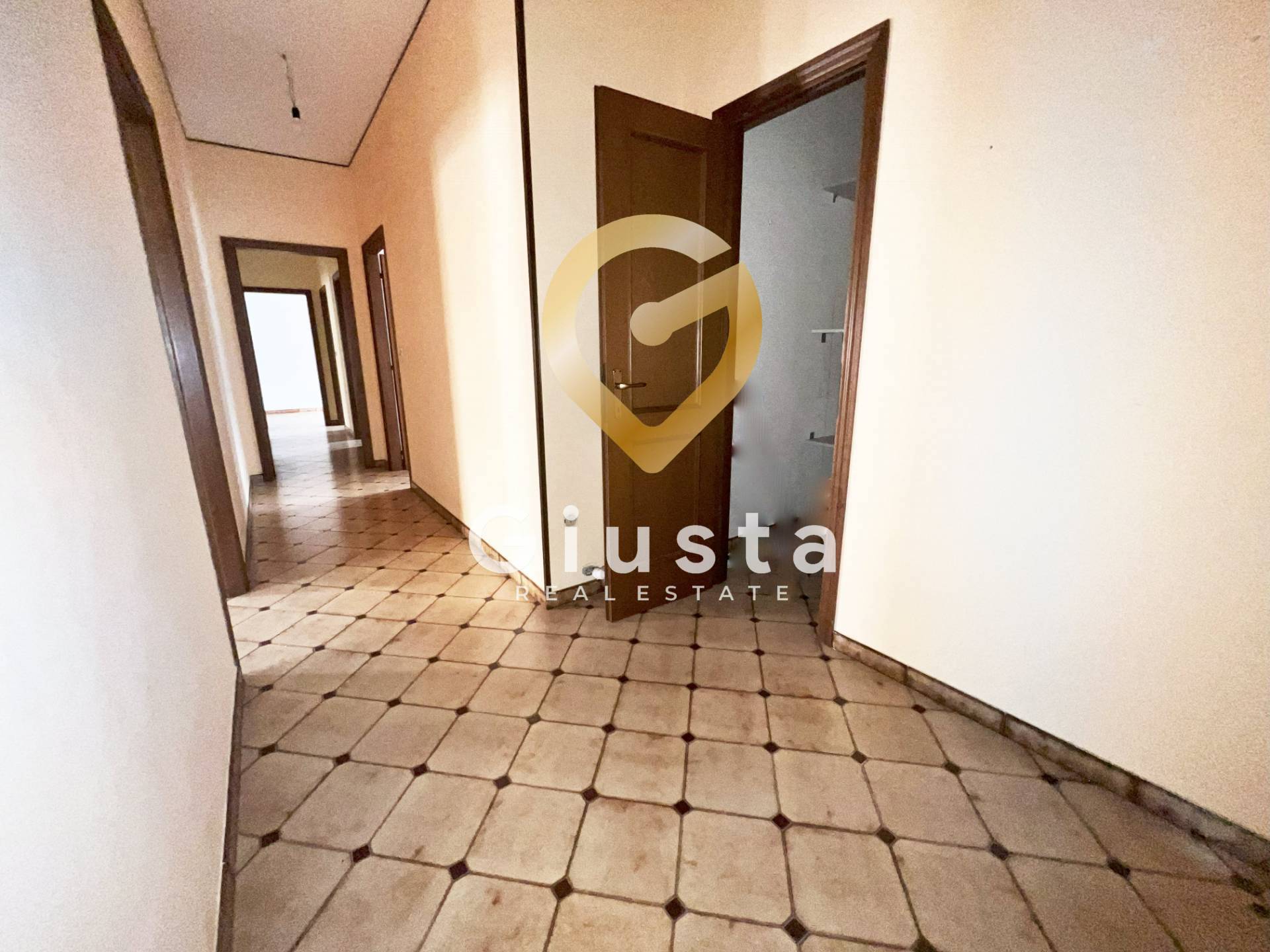 Appartamento in vendita a Brindisi, S. Chiara