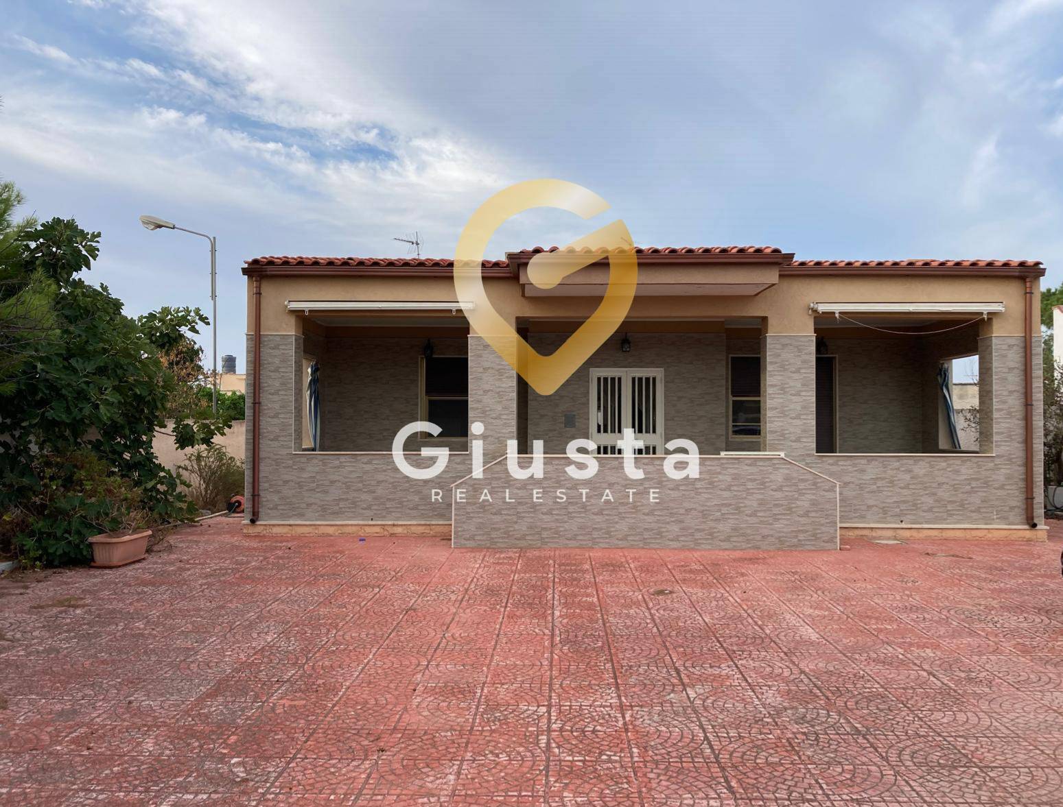 Villa o villino in vendita a Brindisi, Zona Sciaia-Materdomini