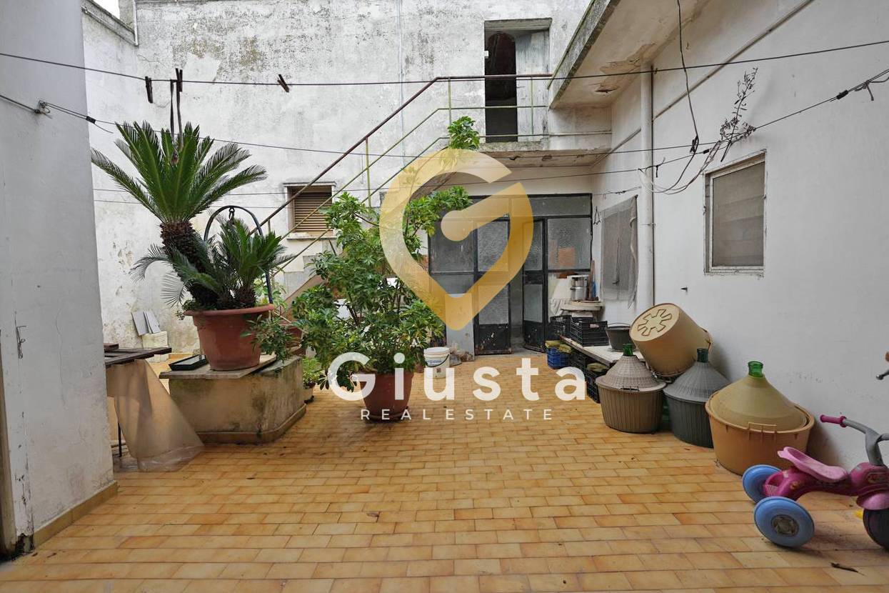 Casa Indipendente in vendita a Mesagne