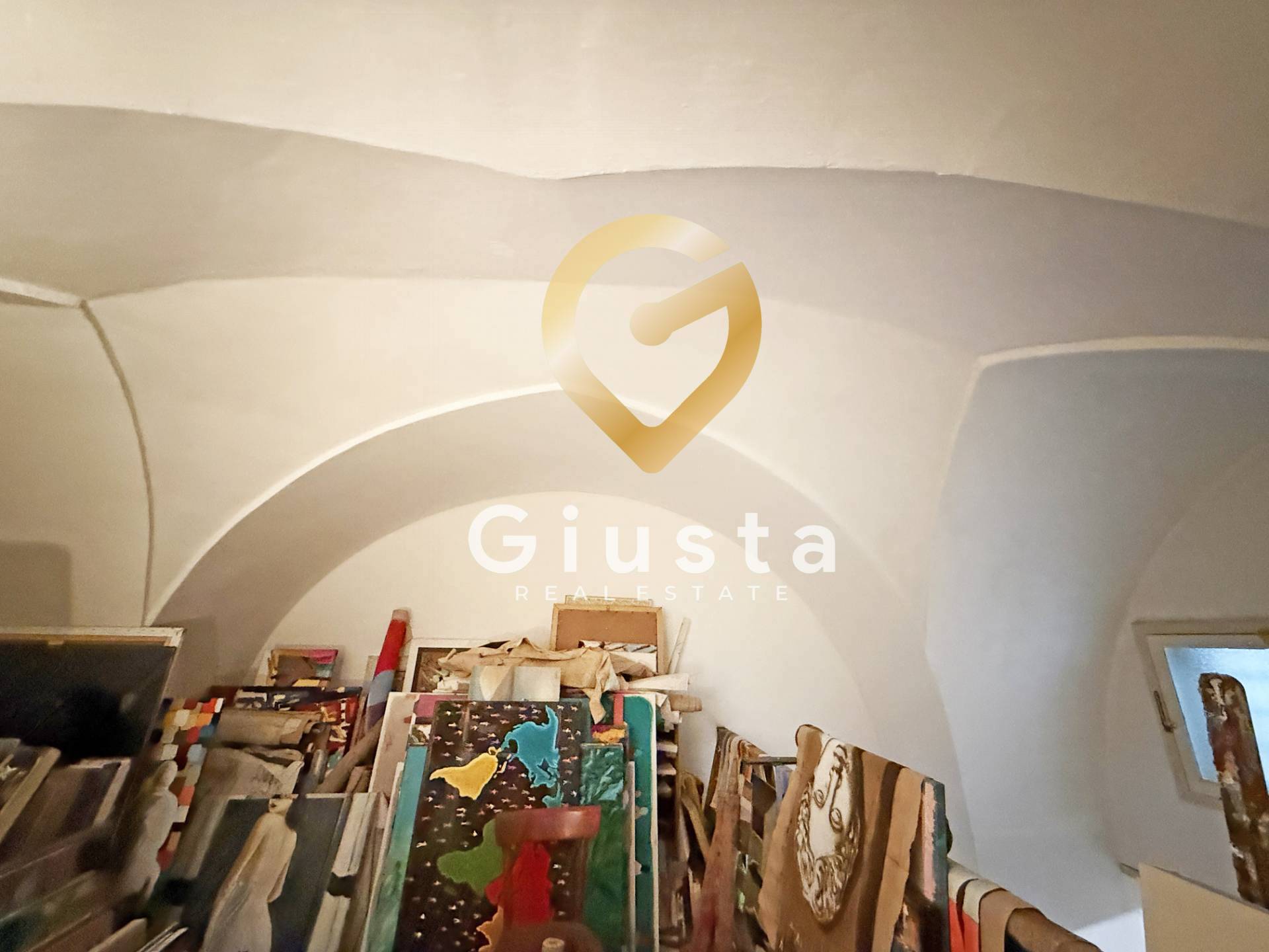 Casa Indipendente in vendita a Brindisi, Zona Centro