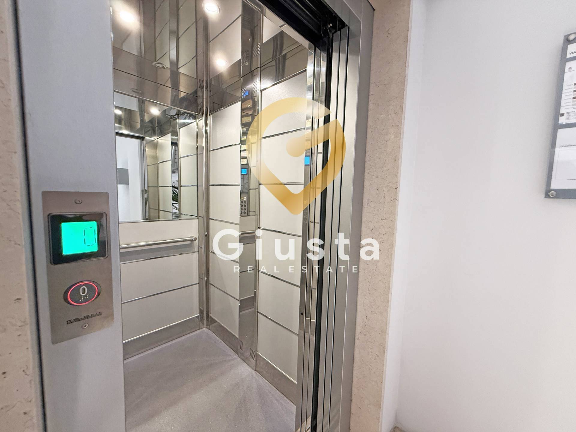 Appartamento in vendita a Brindisi, Commenda