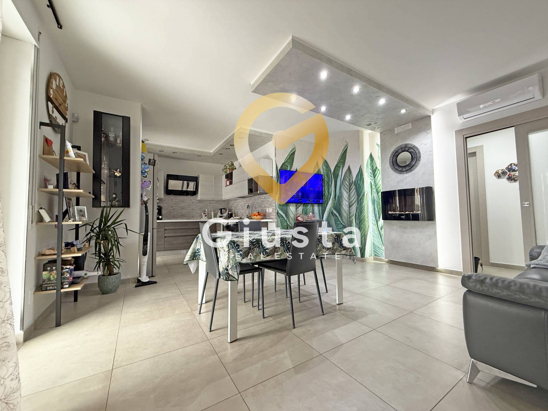 Appartamento in vendita a Brindisi, Commenda