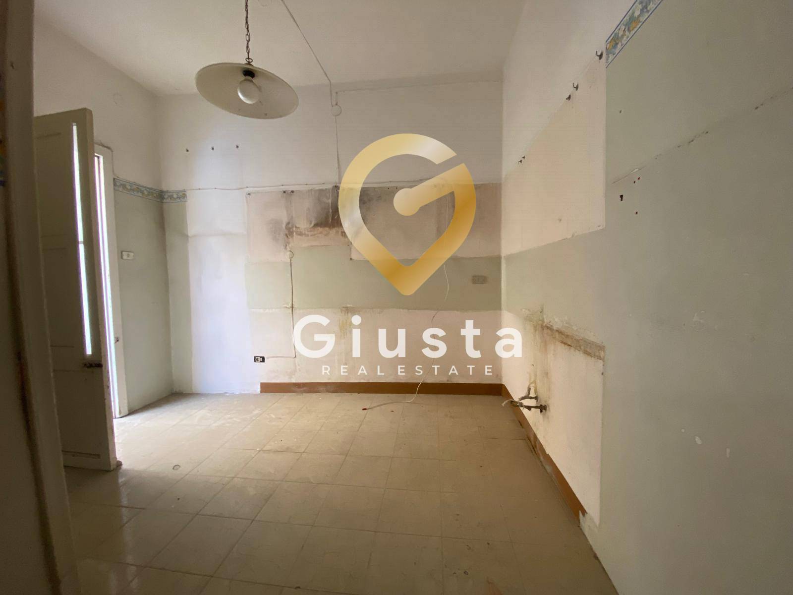 Appartamento in vendita a Brindisi, Commenda