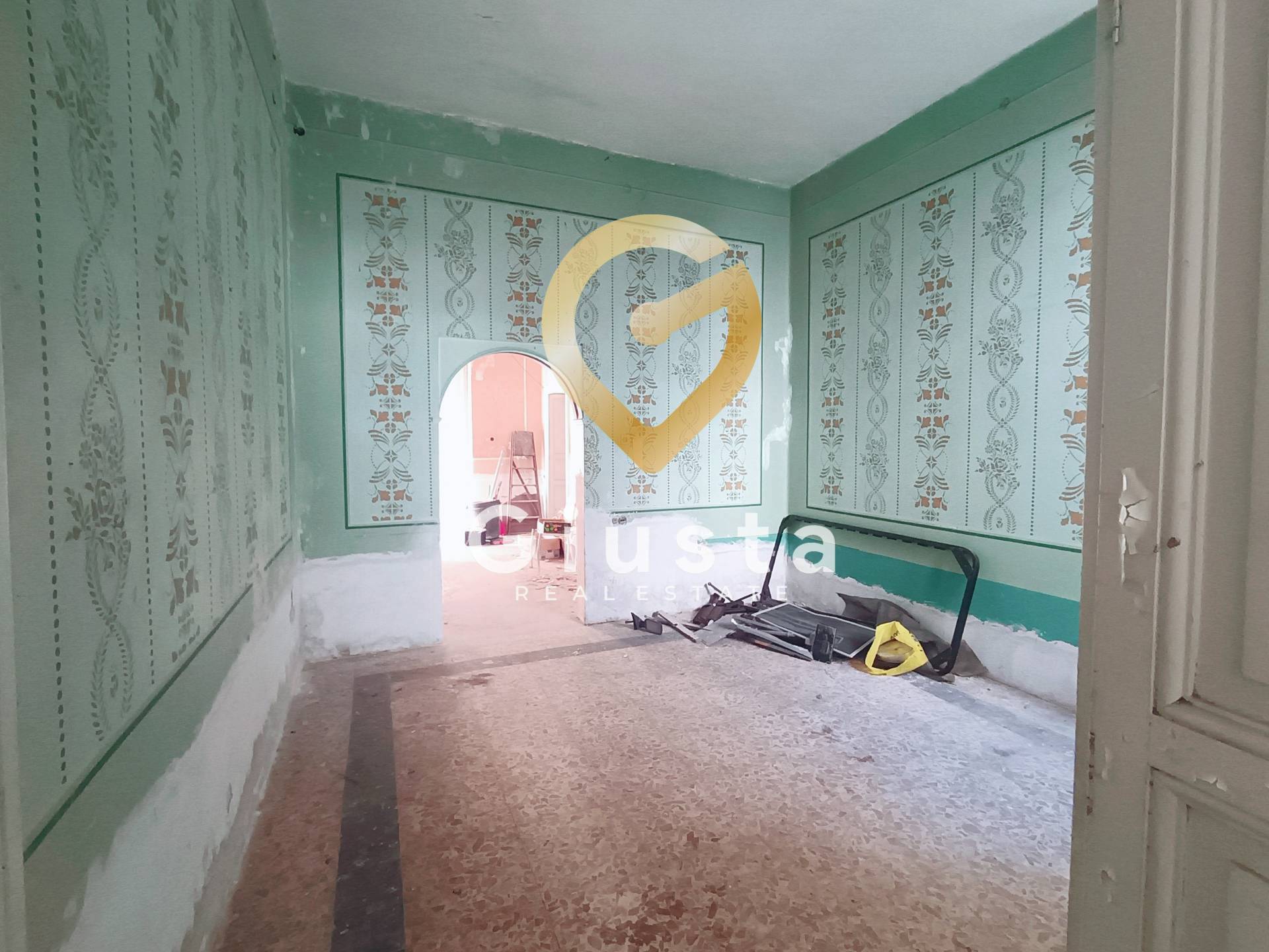 Casa Indipendente in vendita a Brindisi, Commenda