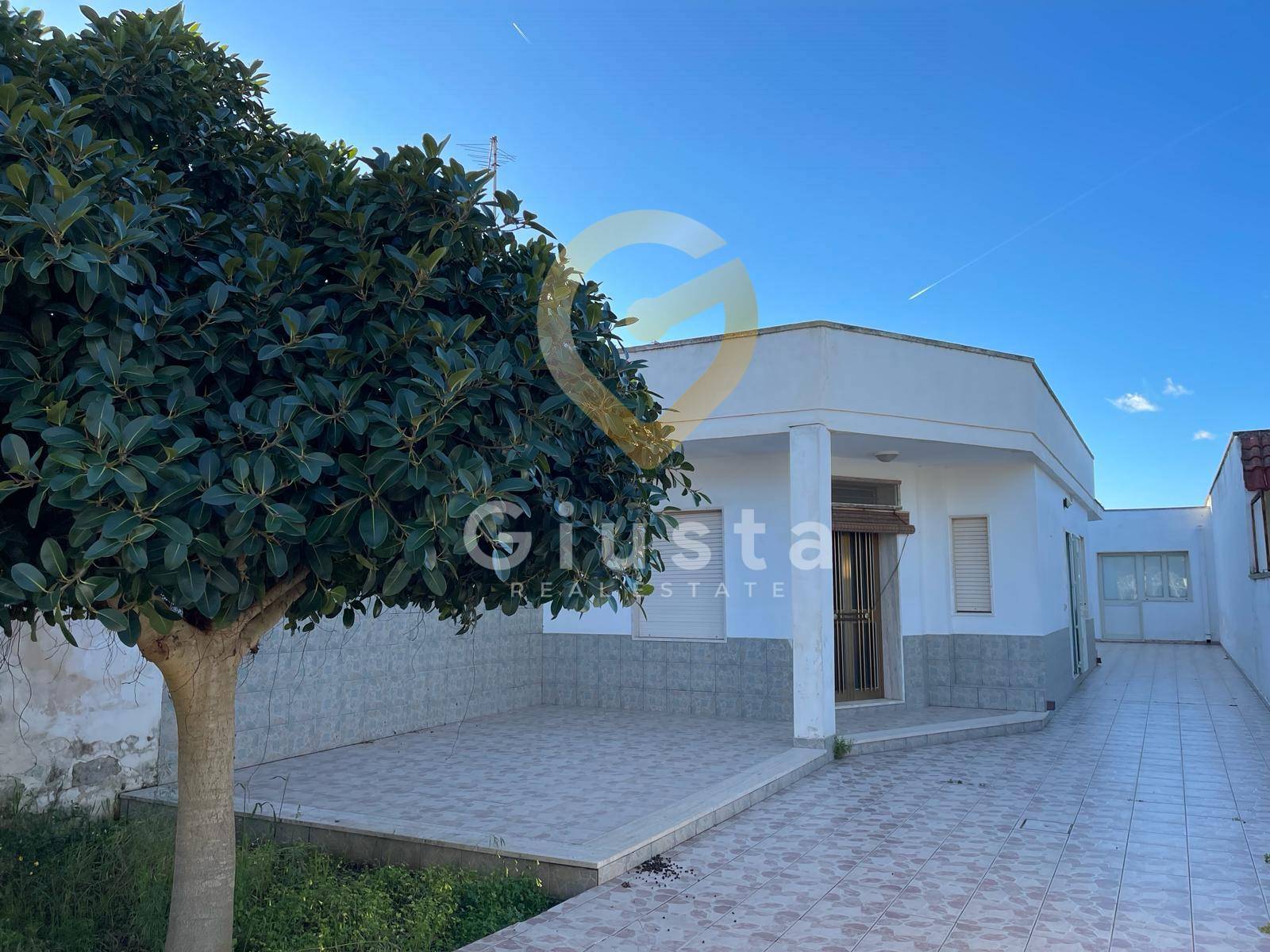 Villa singola in vendita a Torchiarolo, Torre San Gennaro