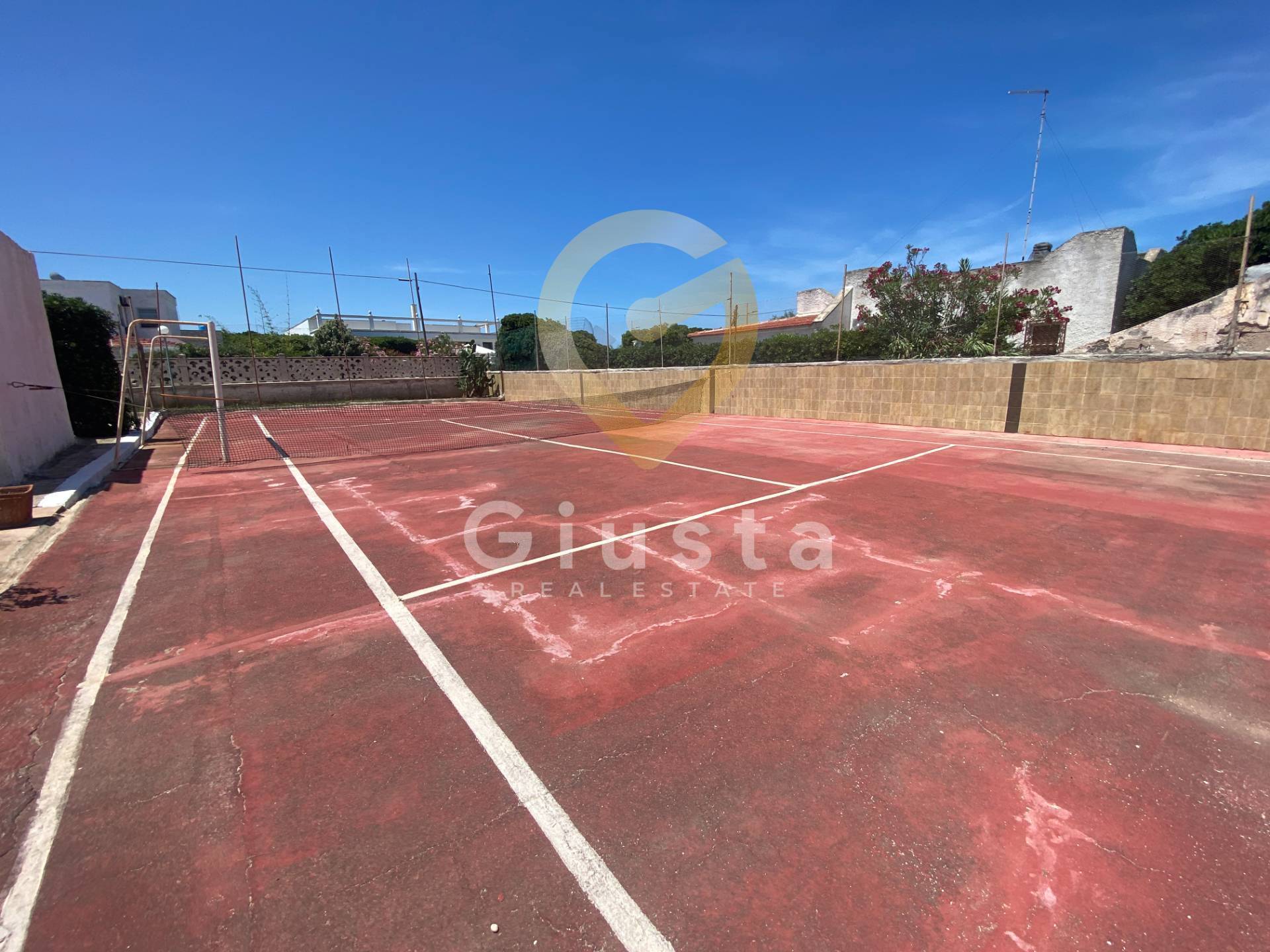 Villa o villino in vendita a Brindisi, Zona Mitrano