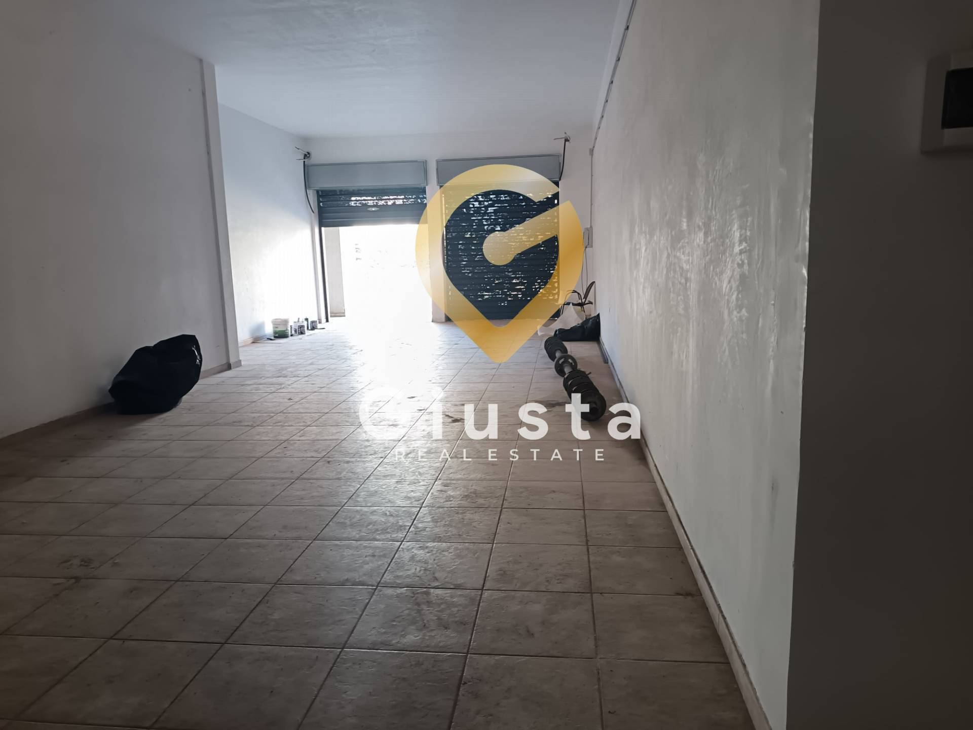 Attivit Commerciale in vendita a Brindisi, Zona Sciaia-Materdomini