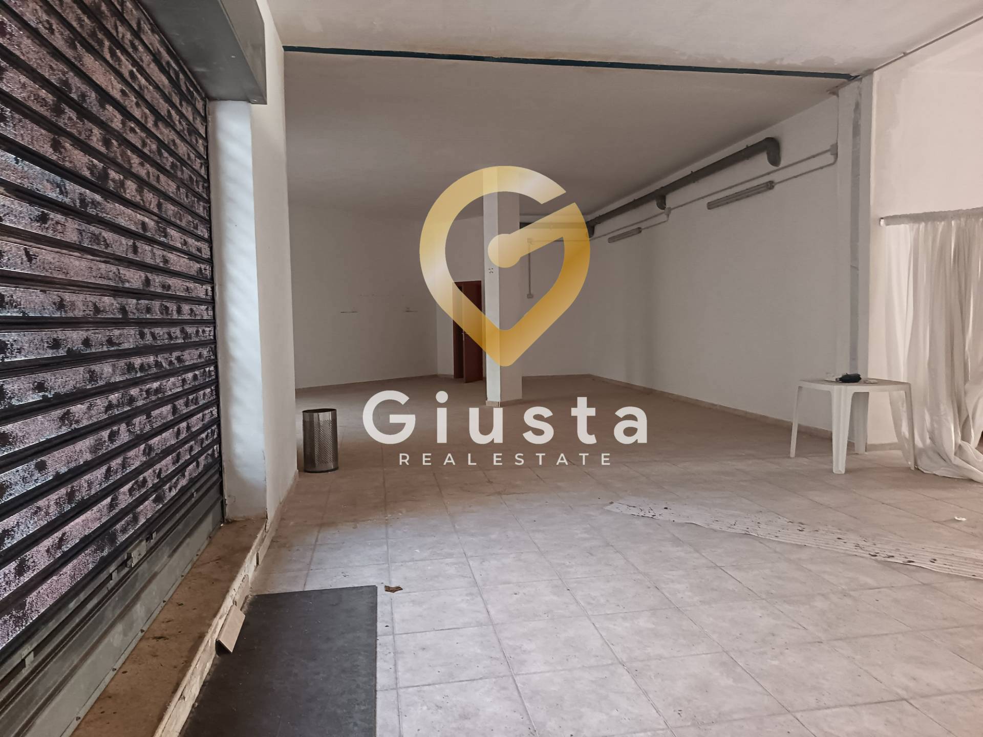 Attivit Commerciale in vendita a Brindisi, Zona Sciaia-Materdomini