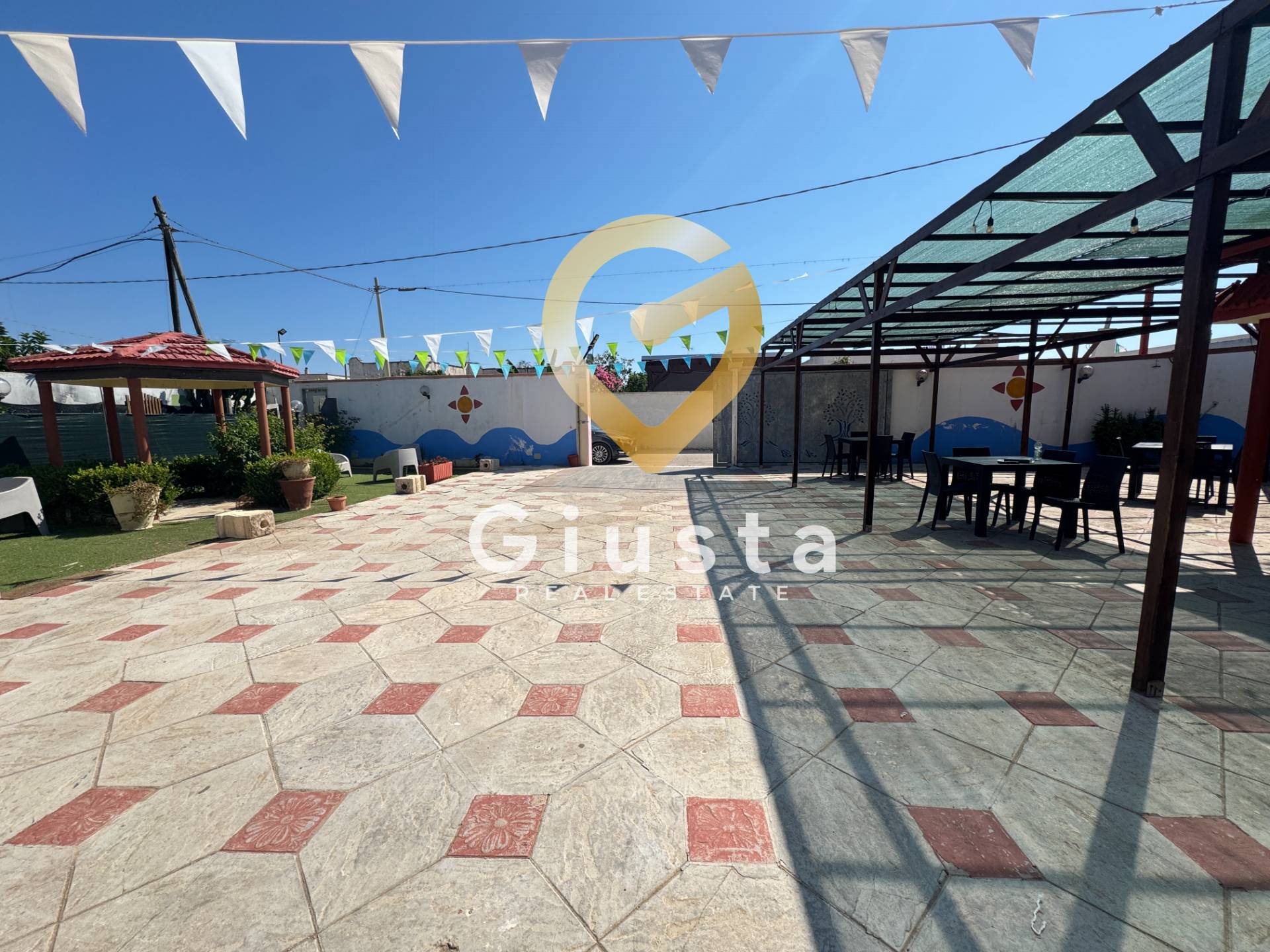 Ristorante in vendita a Brindisi, Zona Mitrano