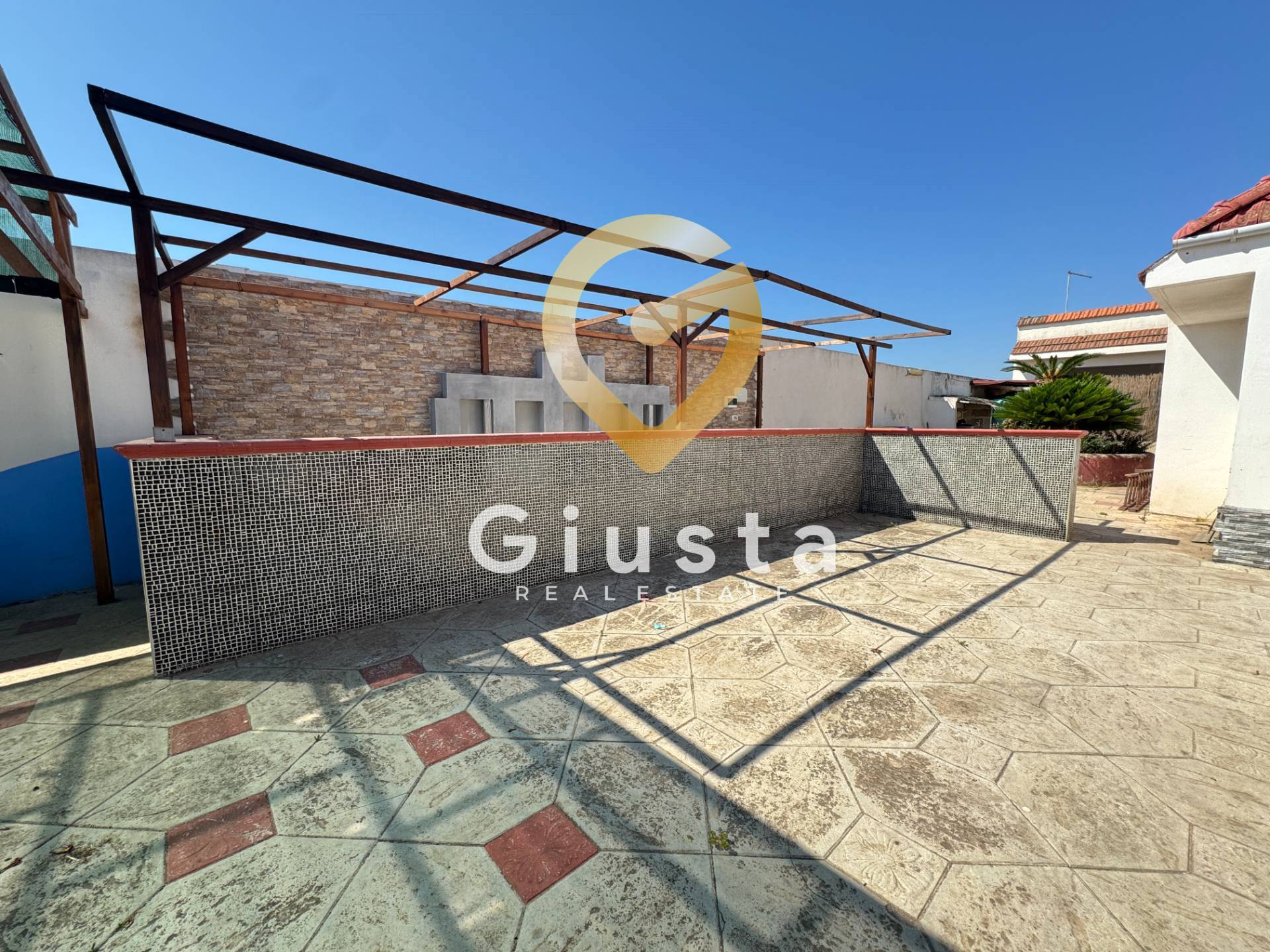 Ristorante in vendita a Brindisi, Zona Mitrano