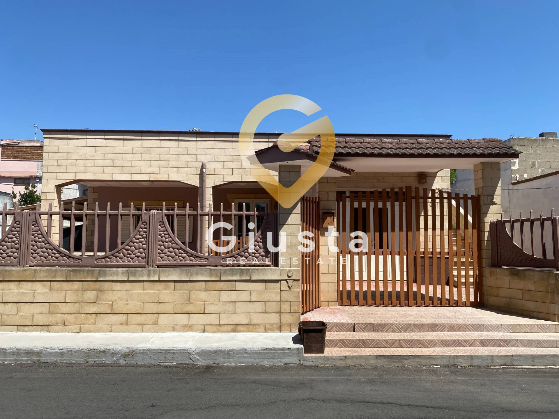 Casa Indipendente in vendita a Latiano