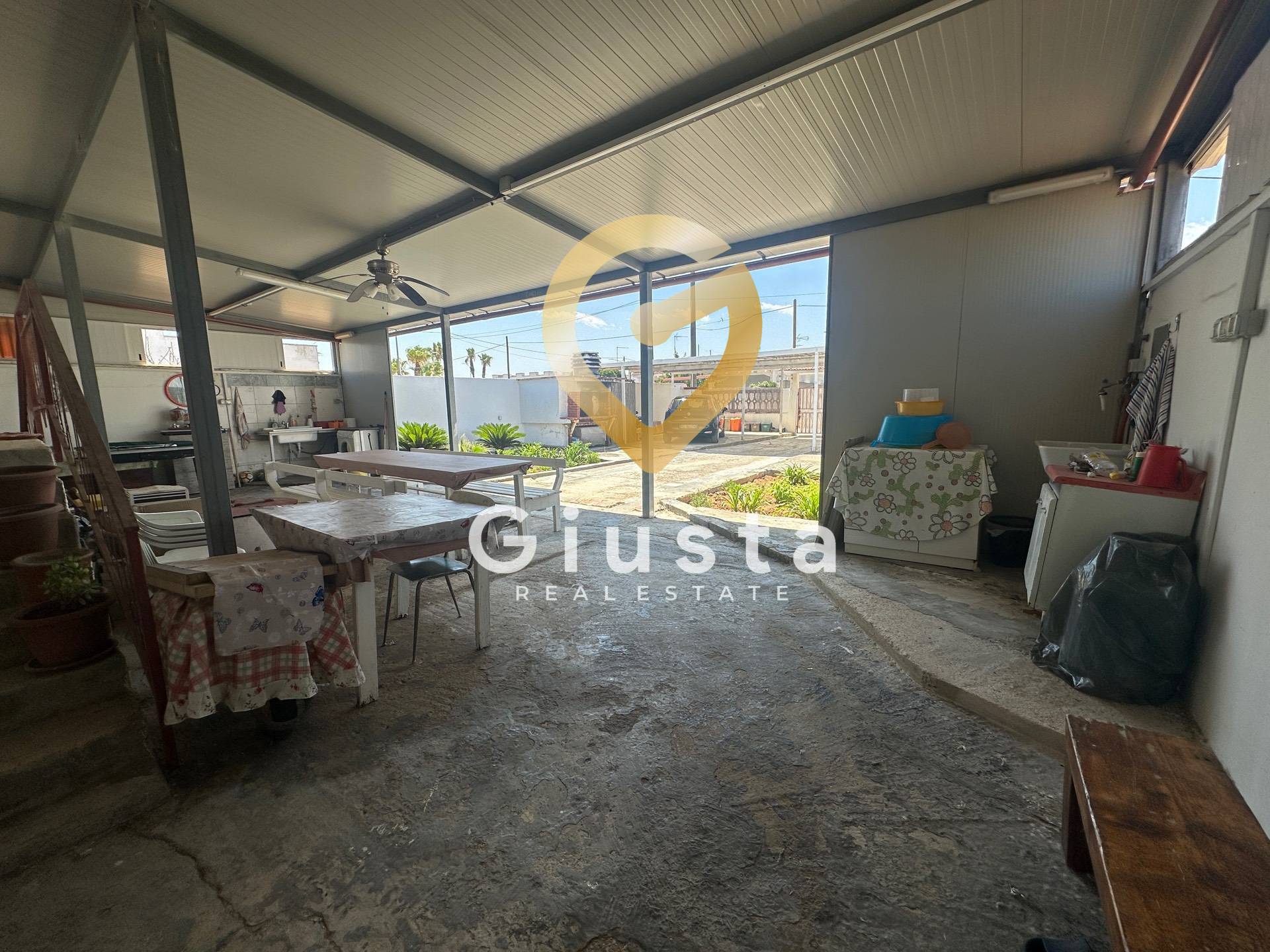 Casa Indipendente in vendita a Torchiarolo, Torre San Gennaro