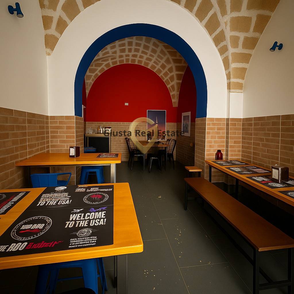 Attivit Commerciale in affitto a Brindisi, Zona Centro