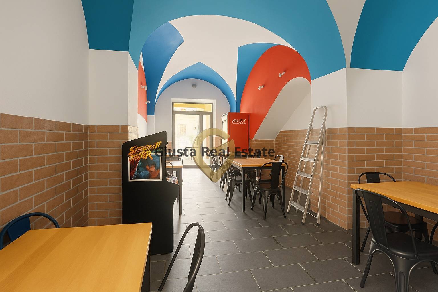 Attivit Commerciale in affitto a Brindisi, Zona Centro