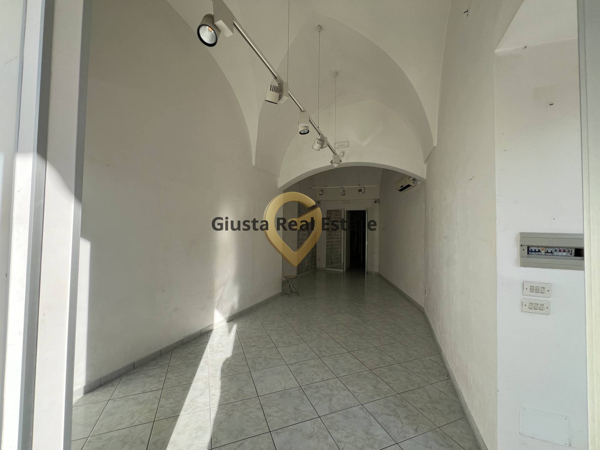 Attivit Commerciale in vendita a Mesagne