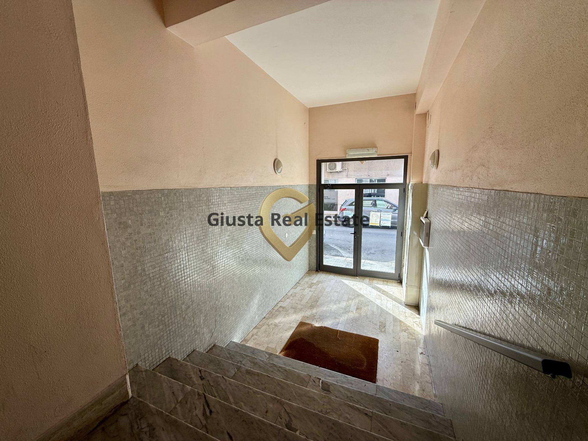 Appartamento in vendita a Brindisi, Commenda