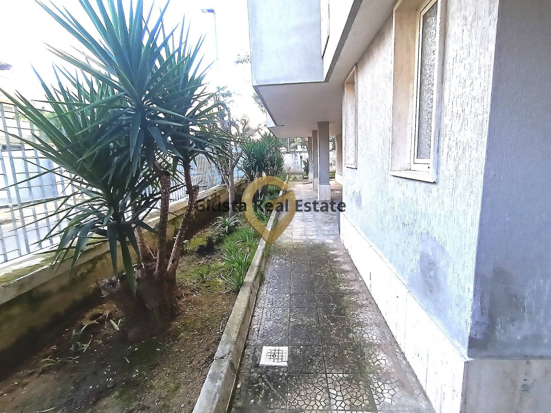 Appartamento in vendita a Brindisi, La Rosa