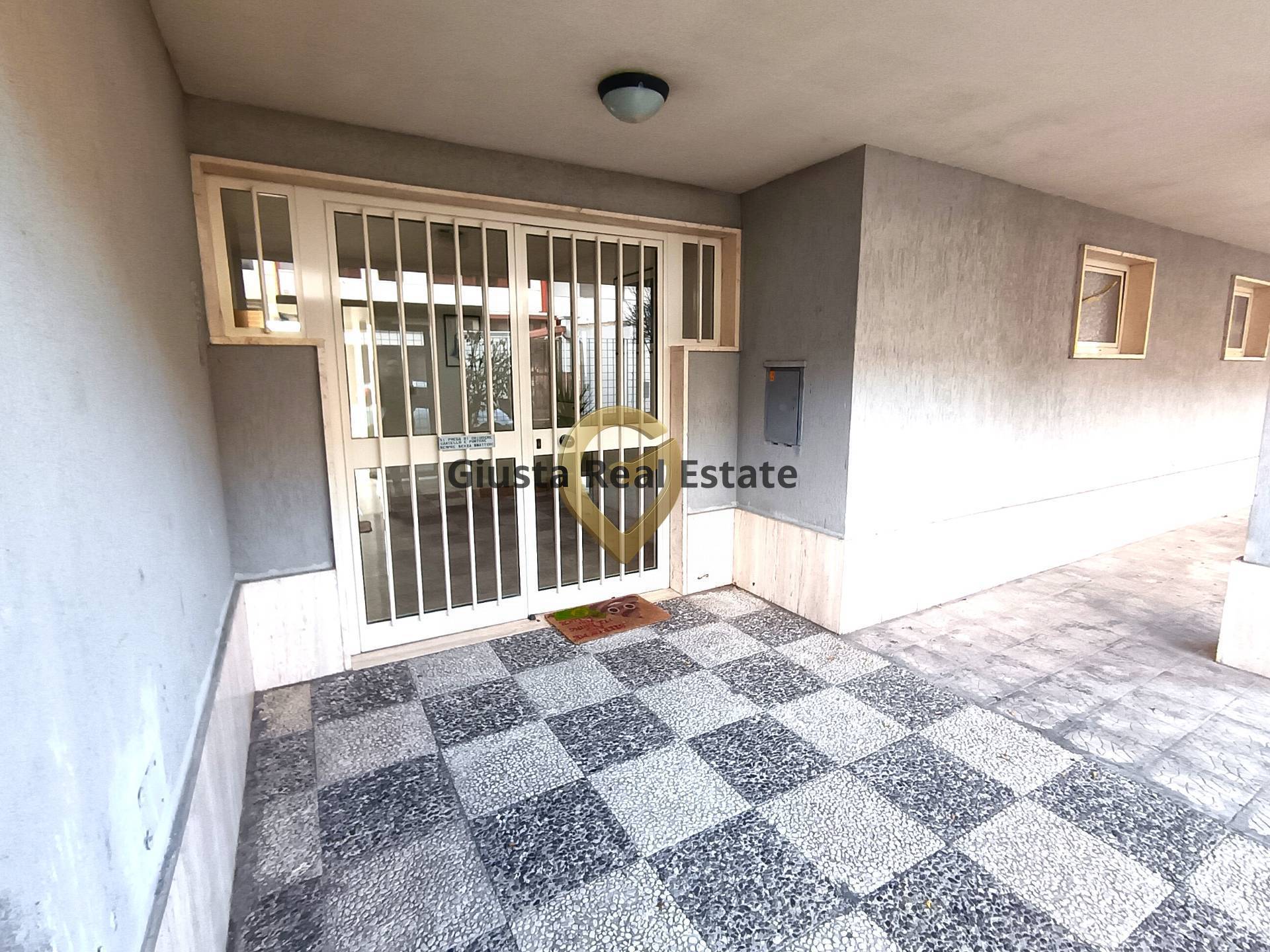 Appartamento in vendita a Brindisi, La Rosa