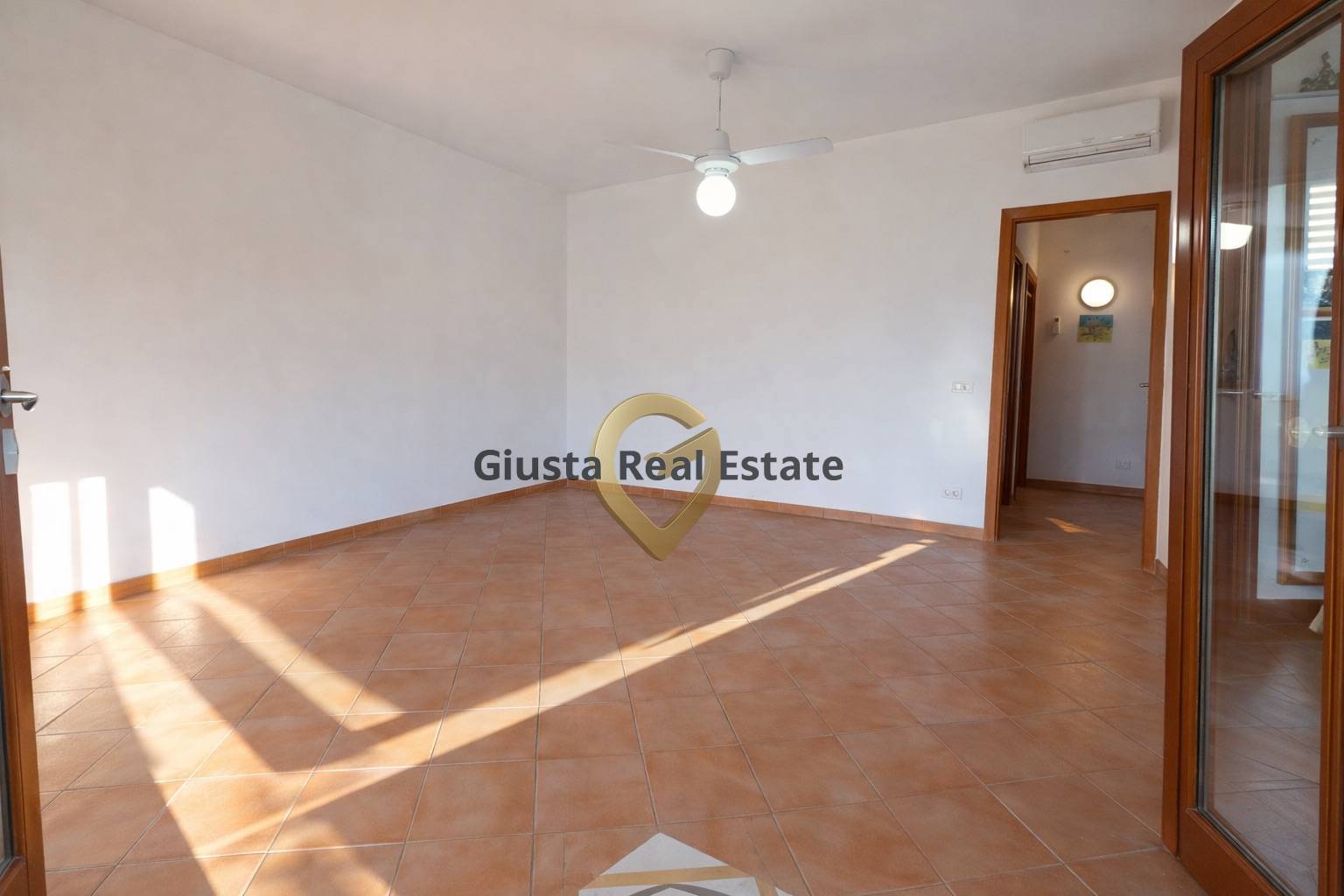 Villa o villino in vendita a Brindisi, Zona Mitrano