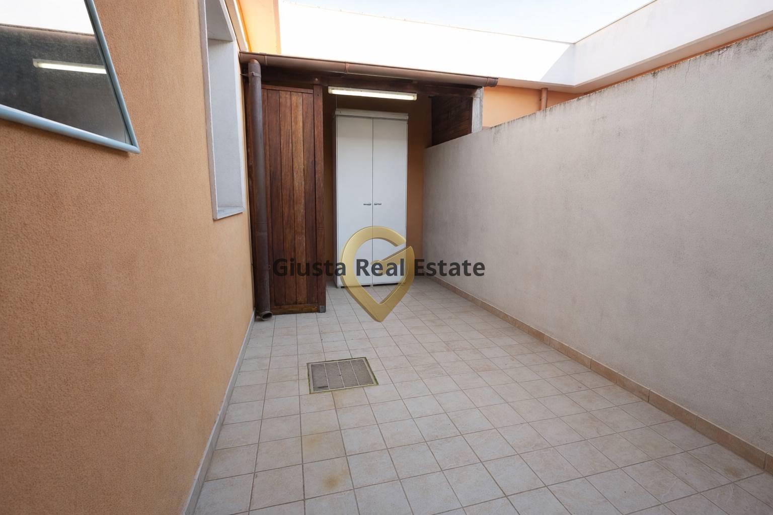 Villa o villino in vendita a Brindisi, Zona Mitrano